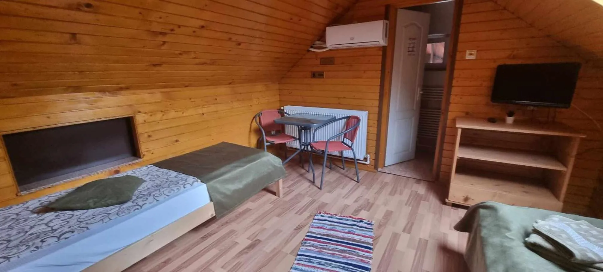 Bed in Kincses Panzió