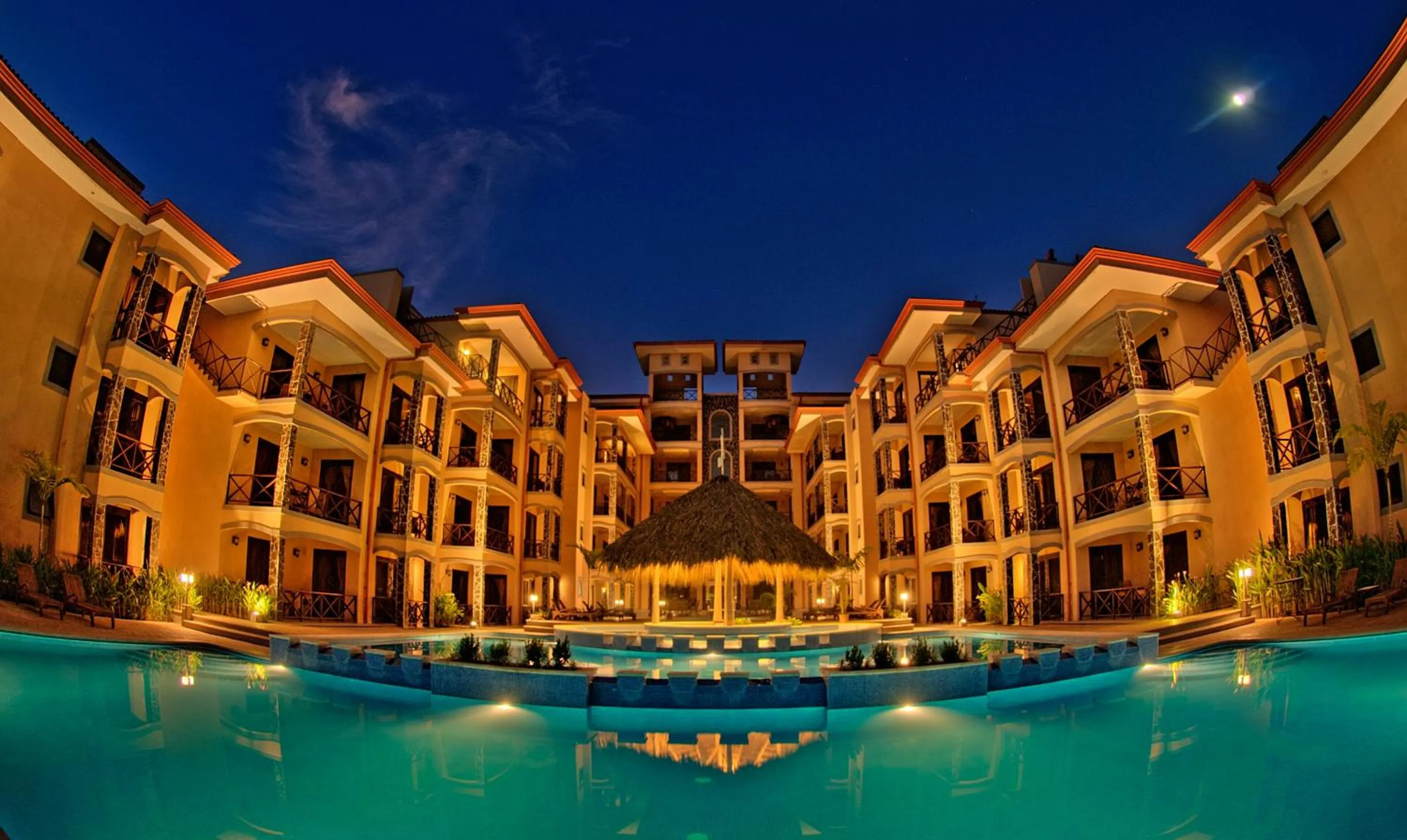 Bahia Encantada beach front proyect, Micasas