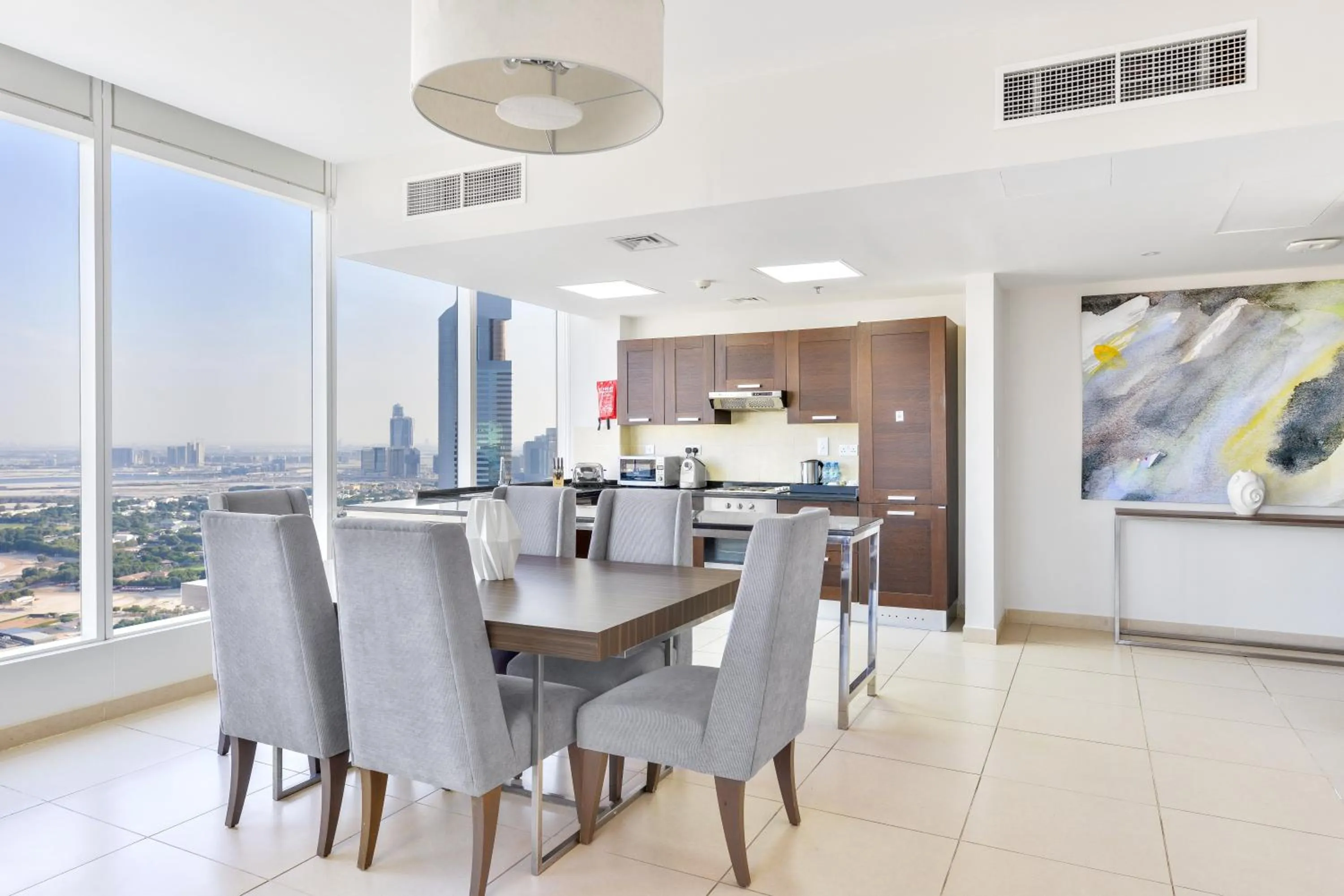 Dining area in Nassima Tower Hotel Apartments