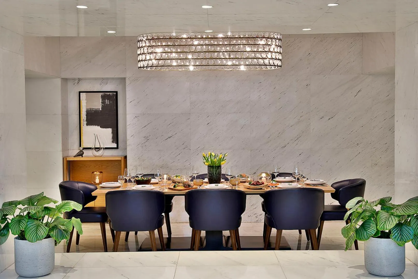 Restaurant/places to eat in Nassima Tower Hotel Apartments