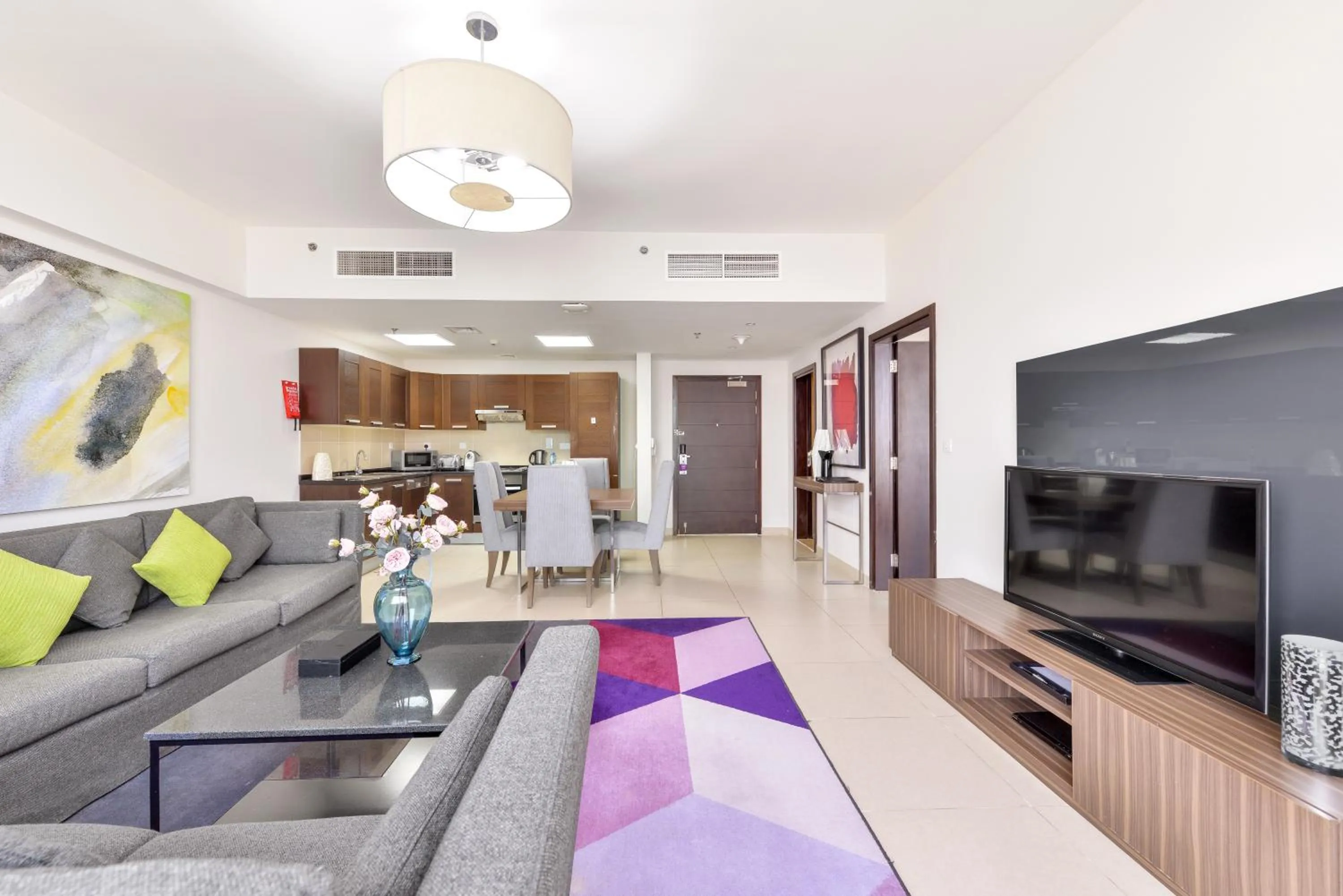 Living room in Nassima Tower Hotel Apartments