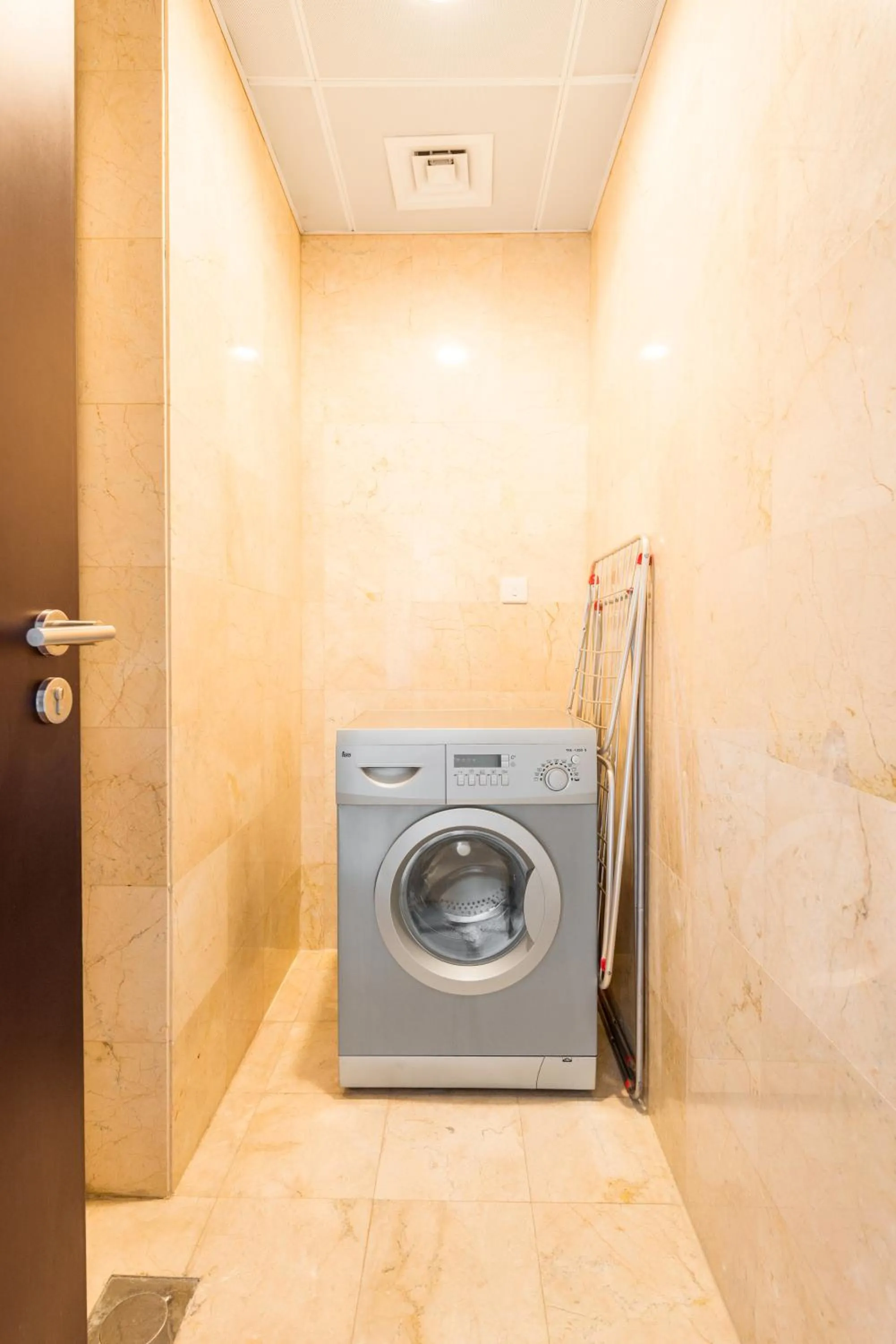 laundry in Nassima Tower Hotel Apartments