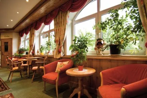 Lobby or reception in Sattelbogener Hof