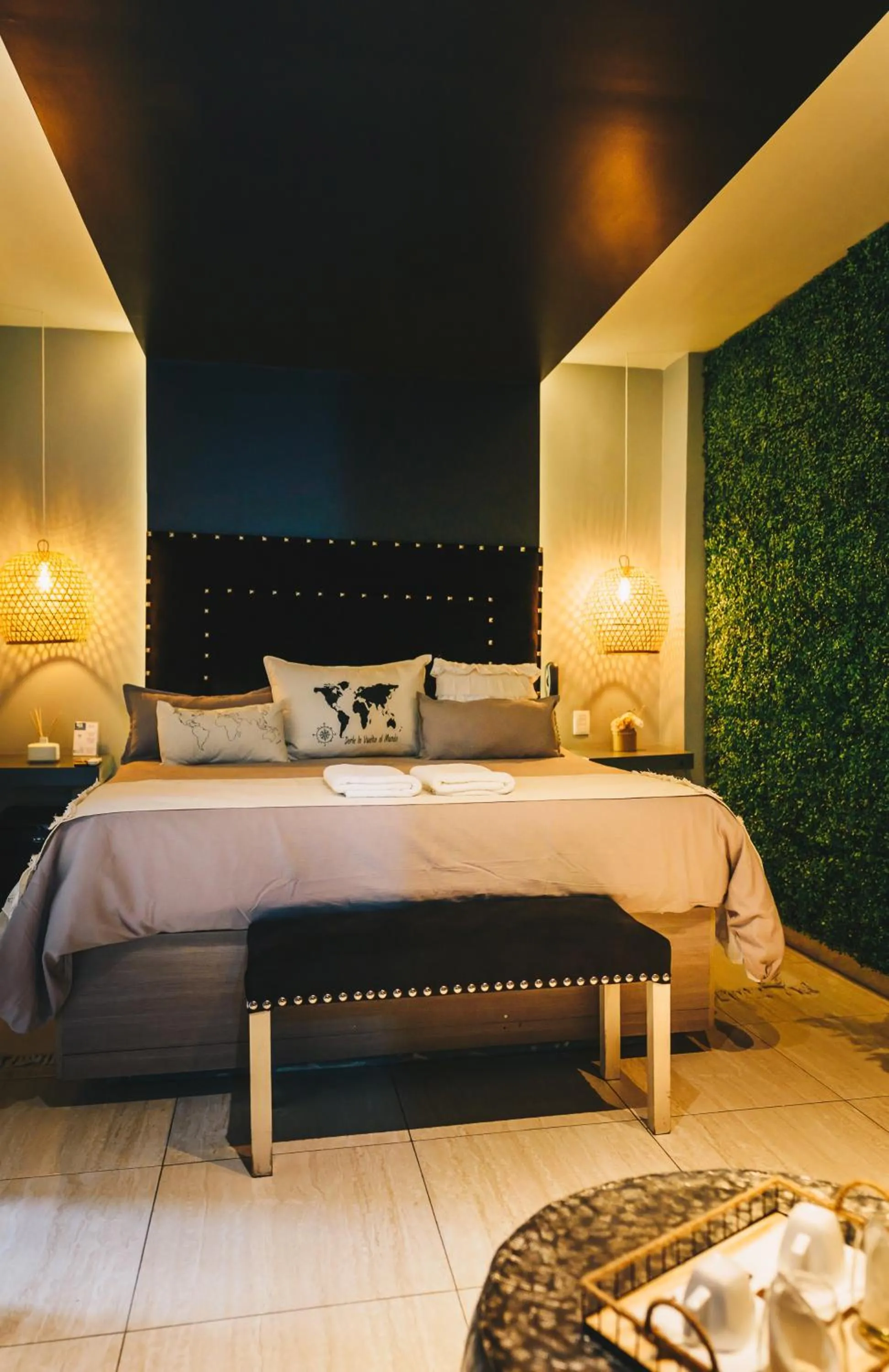 Deluxe Double Room in LG Golden Suites