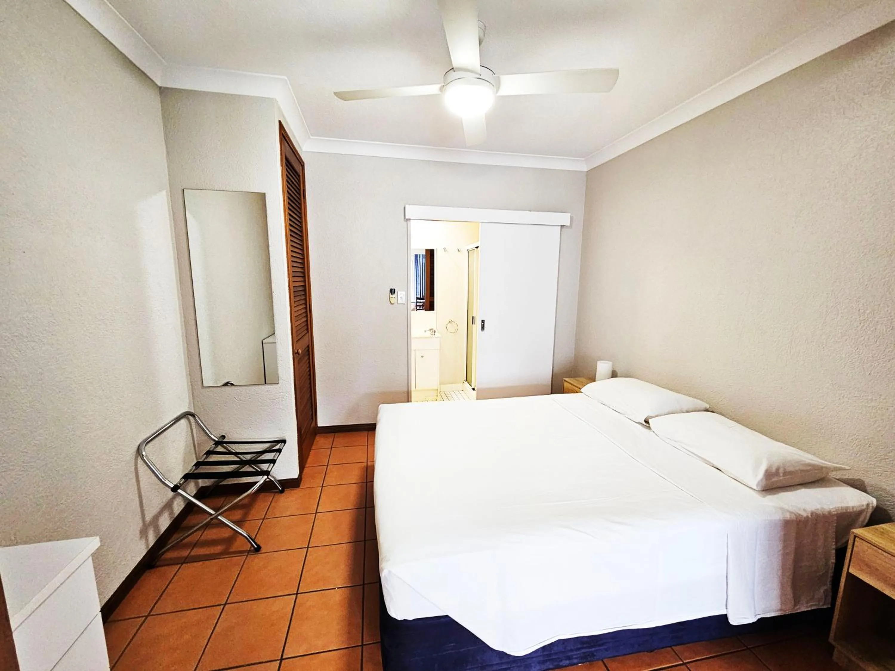 Bed in Royal Palm Villas