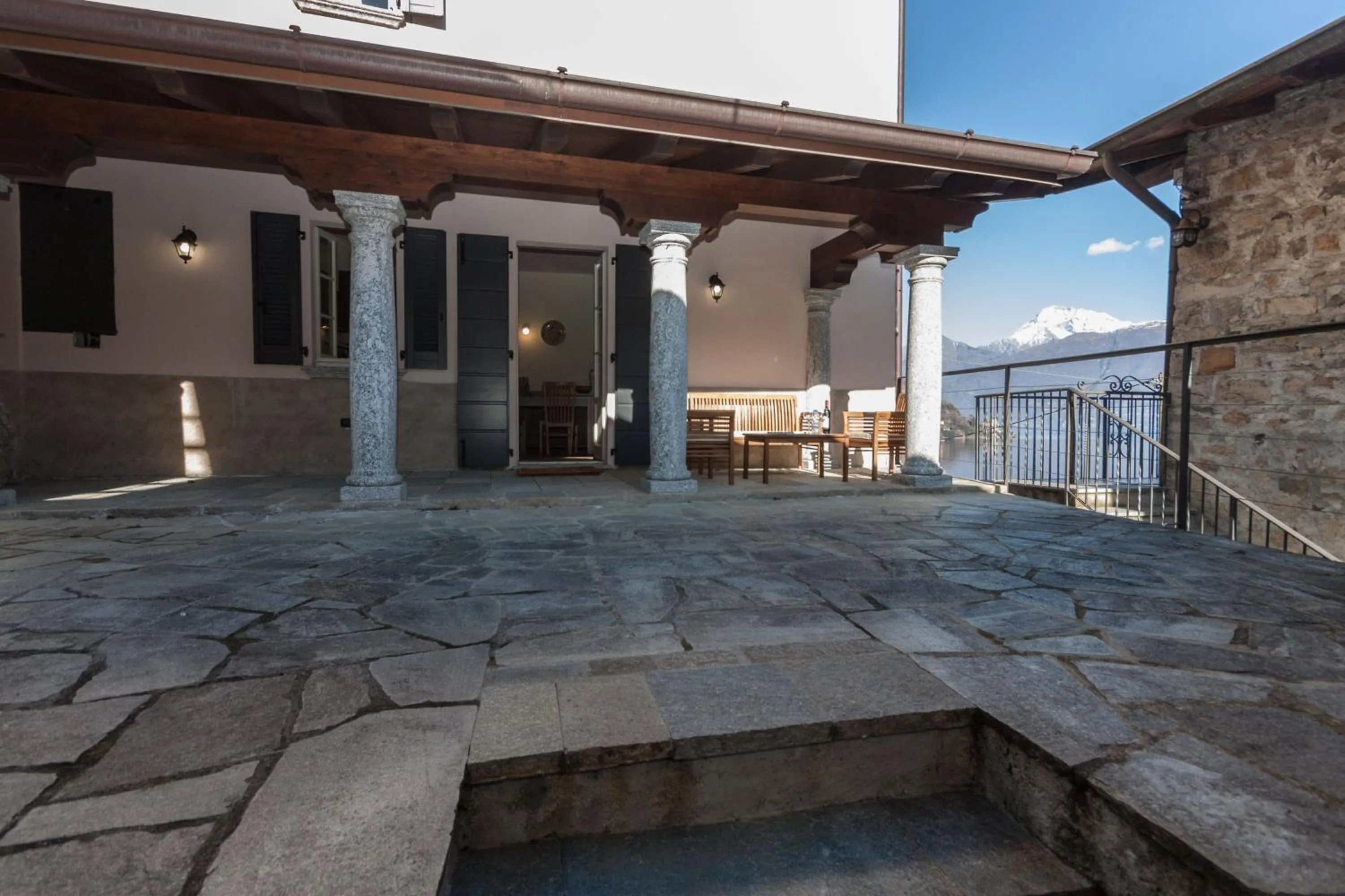 Casa Pina - Menaggio by LoveComo