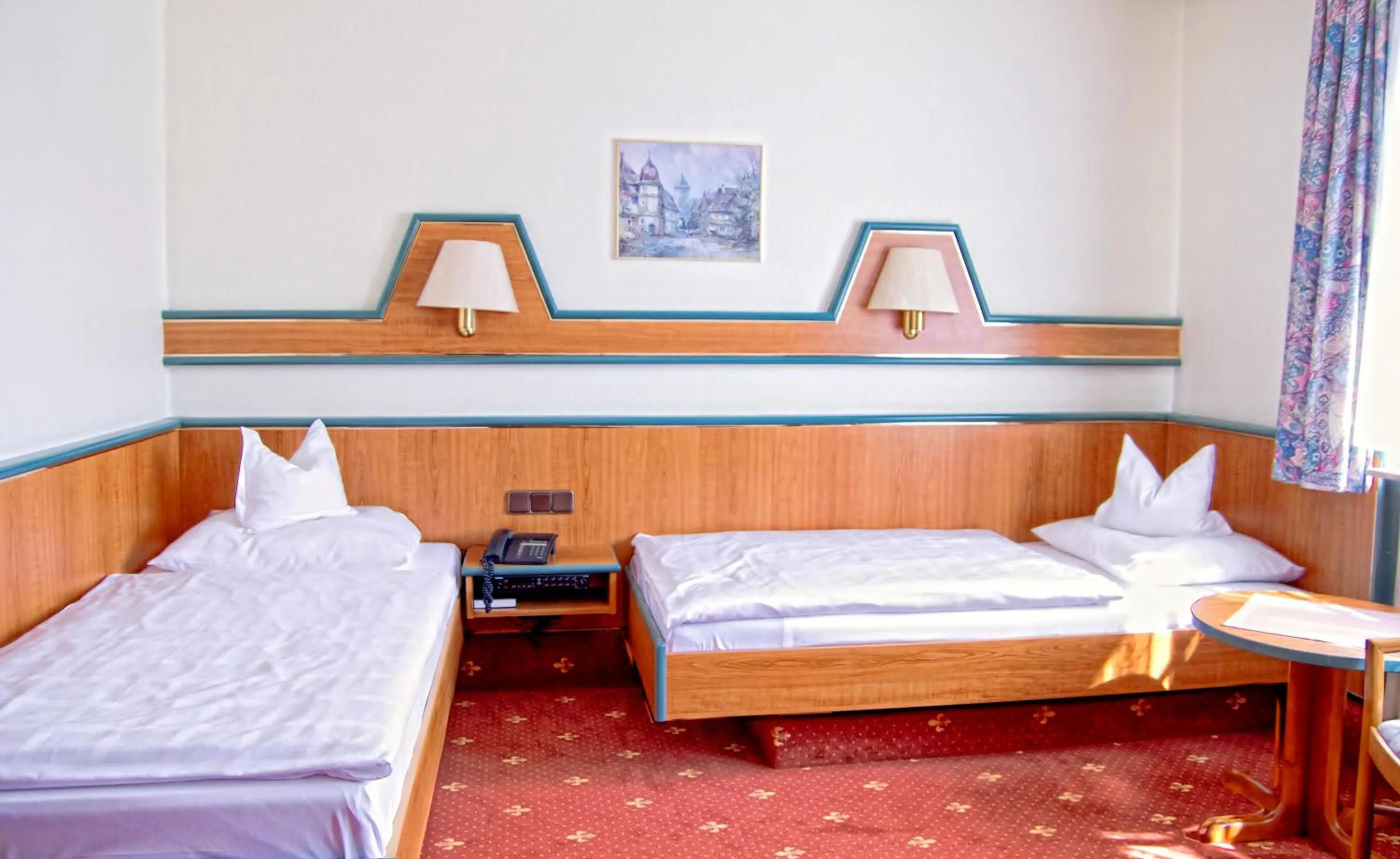 Day, Bed in Hotel Borger