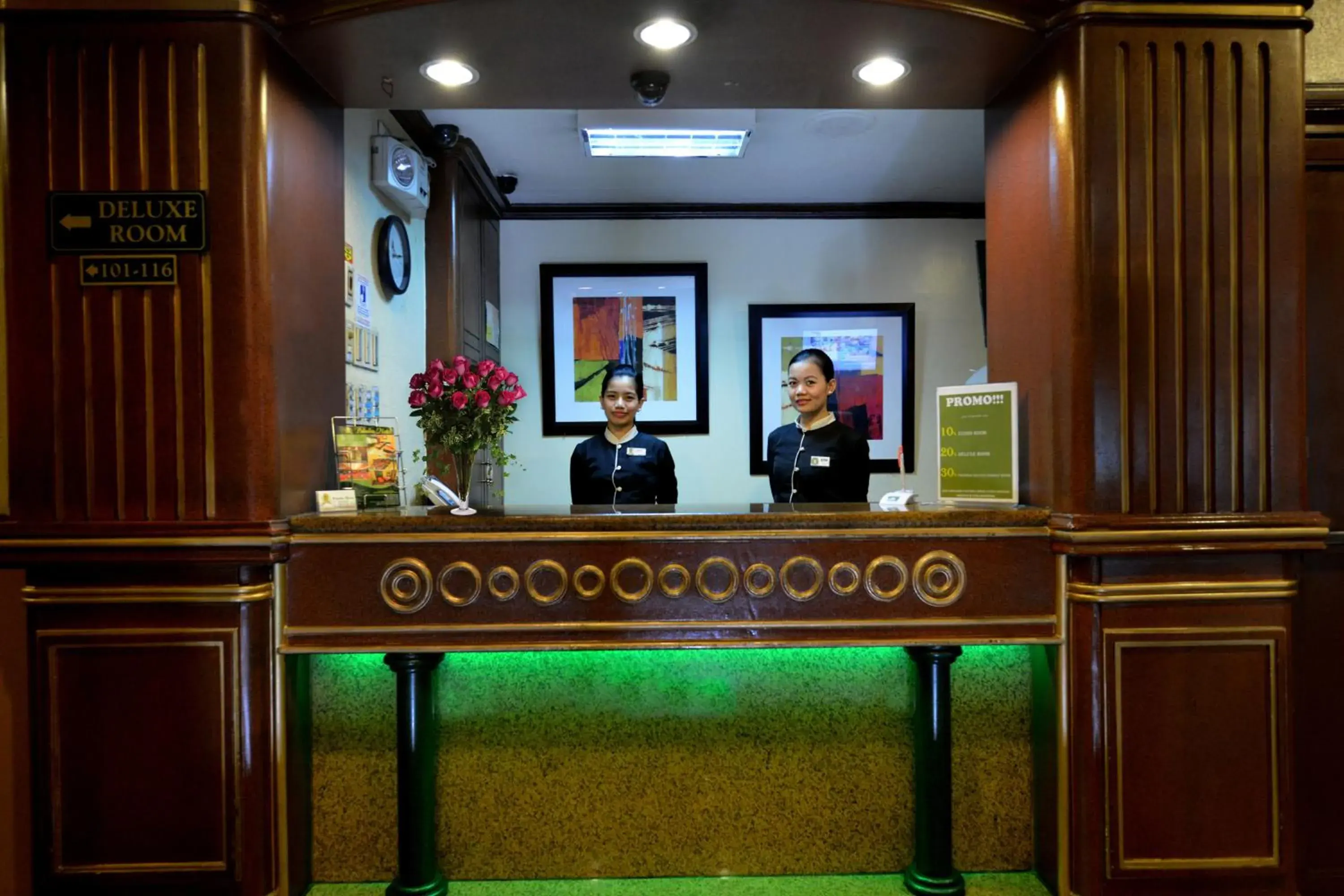 Lobby or reception in Paladin Hotel