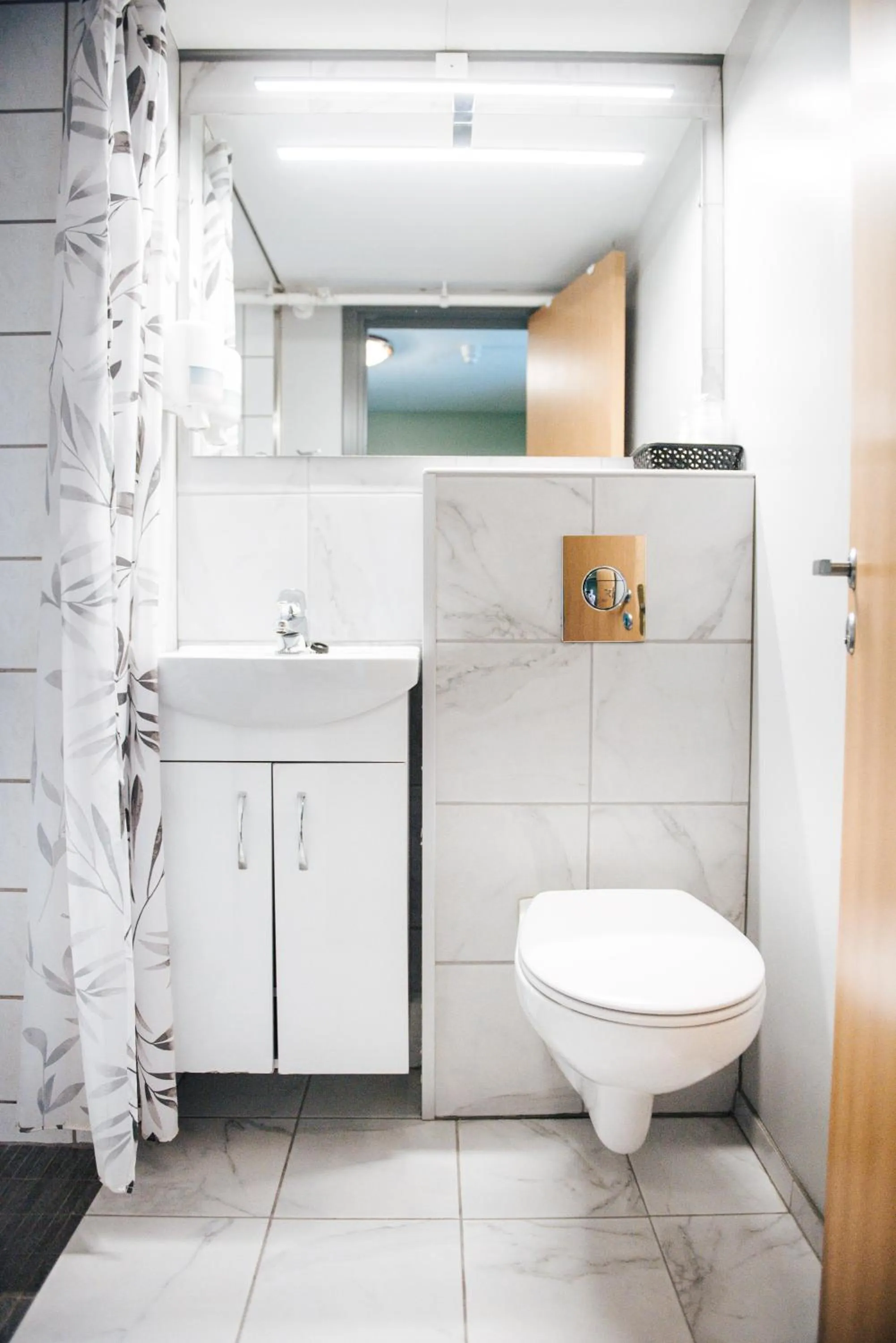 Toilet in Vågslidtun Hotel