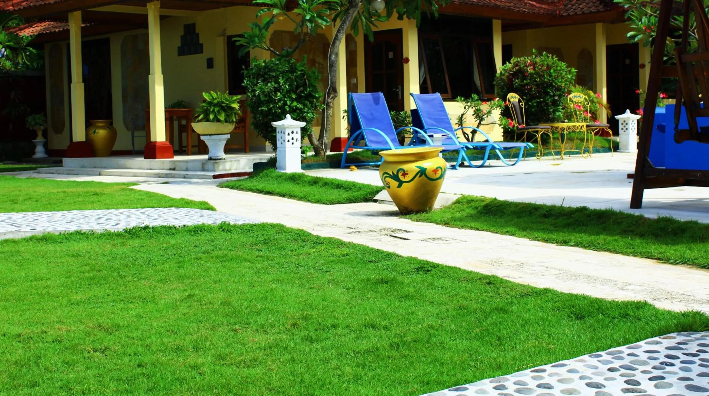 Garden in Bali Seascape Beach Club