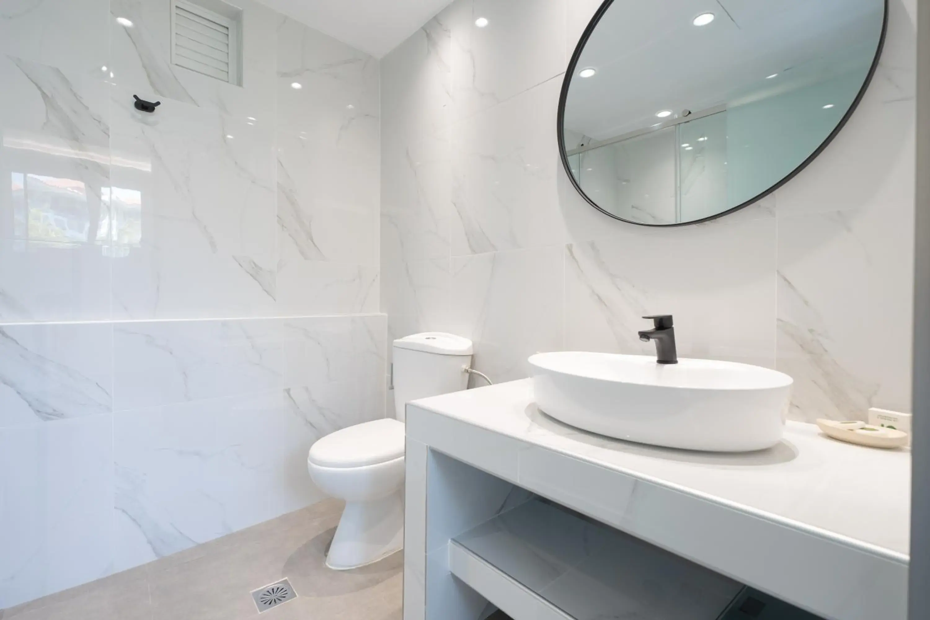 Golden Sun Hotel Golden Sun Hotel