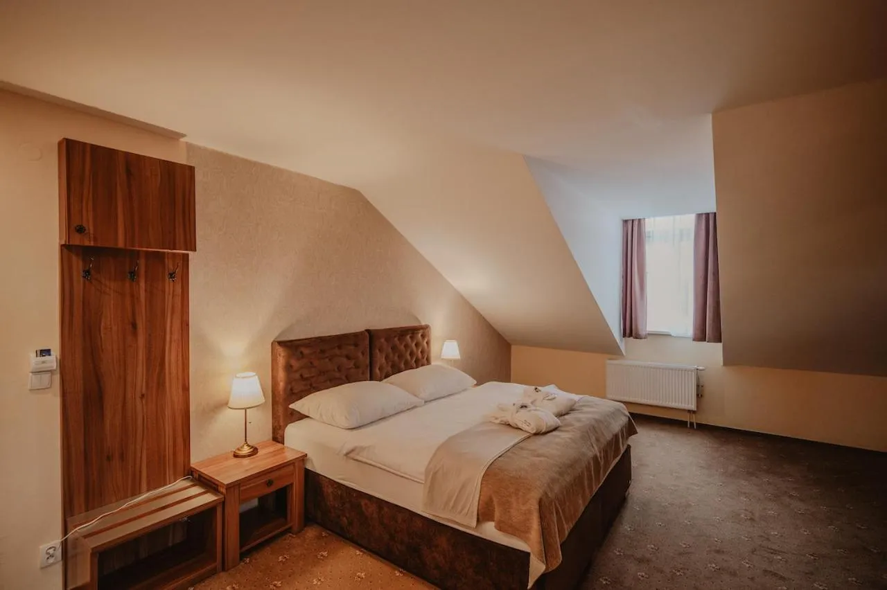 Bed in Hotel Solisko