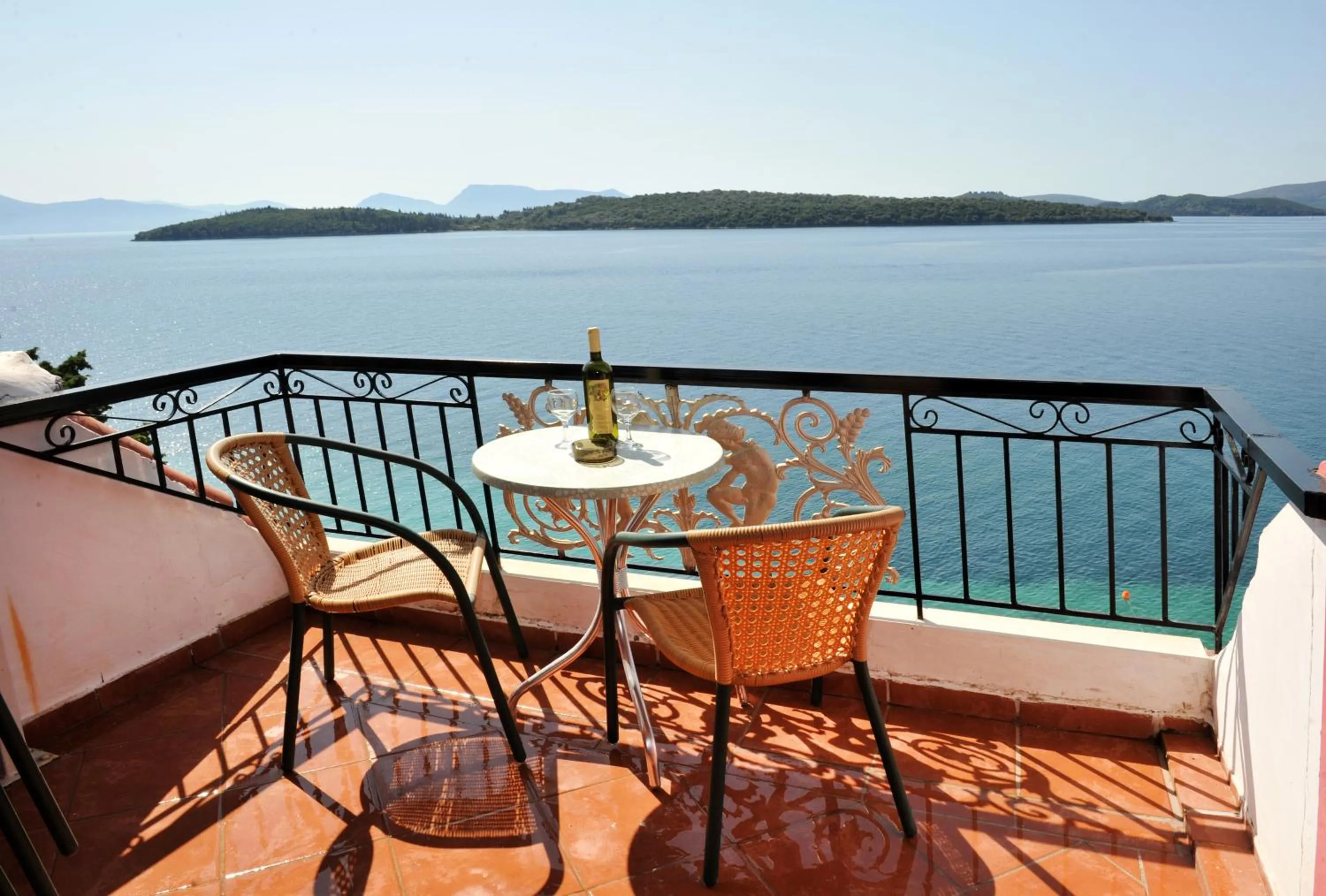 Logan's Beach Hotel
