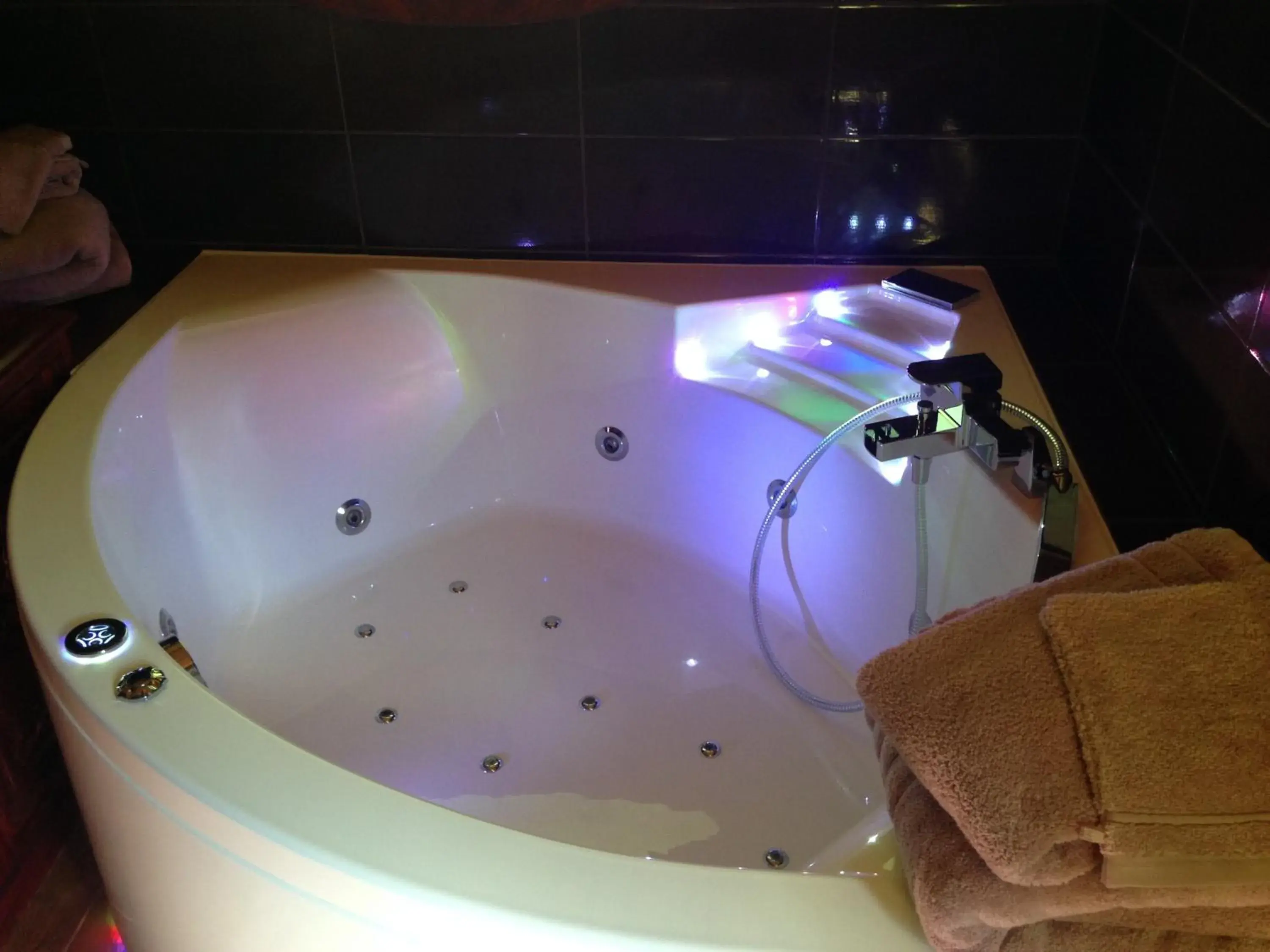 Spa and wellness centre/facilities in Logis La Source Bleue Spa and wellness centre/facilities in Logis La Source Bleue