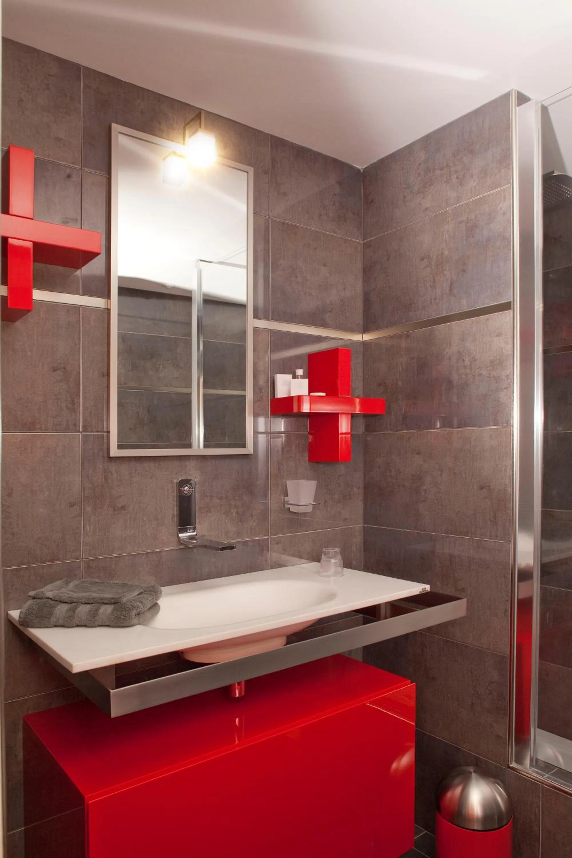 Bathroom in Logis La Source Bleue