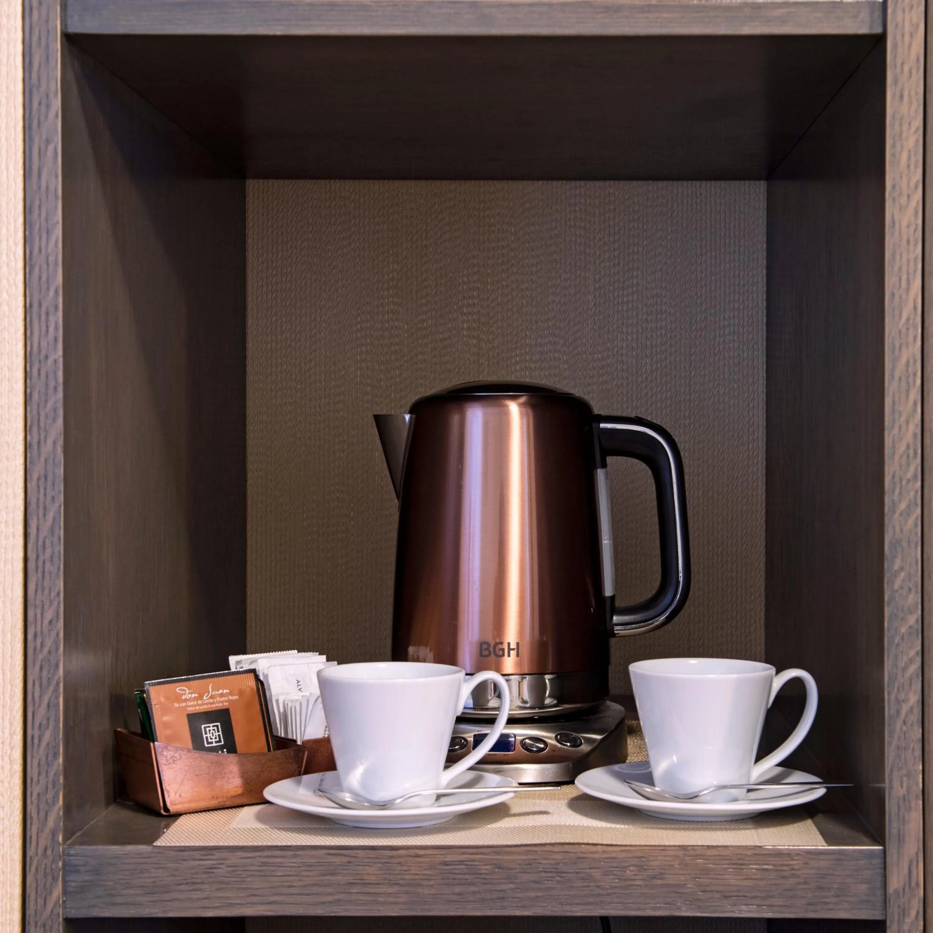 Coffee/tea facilities in Hotel Grand Brizo Buenos Aires