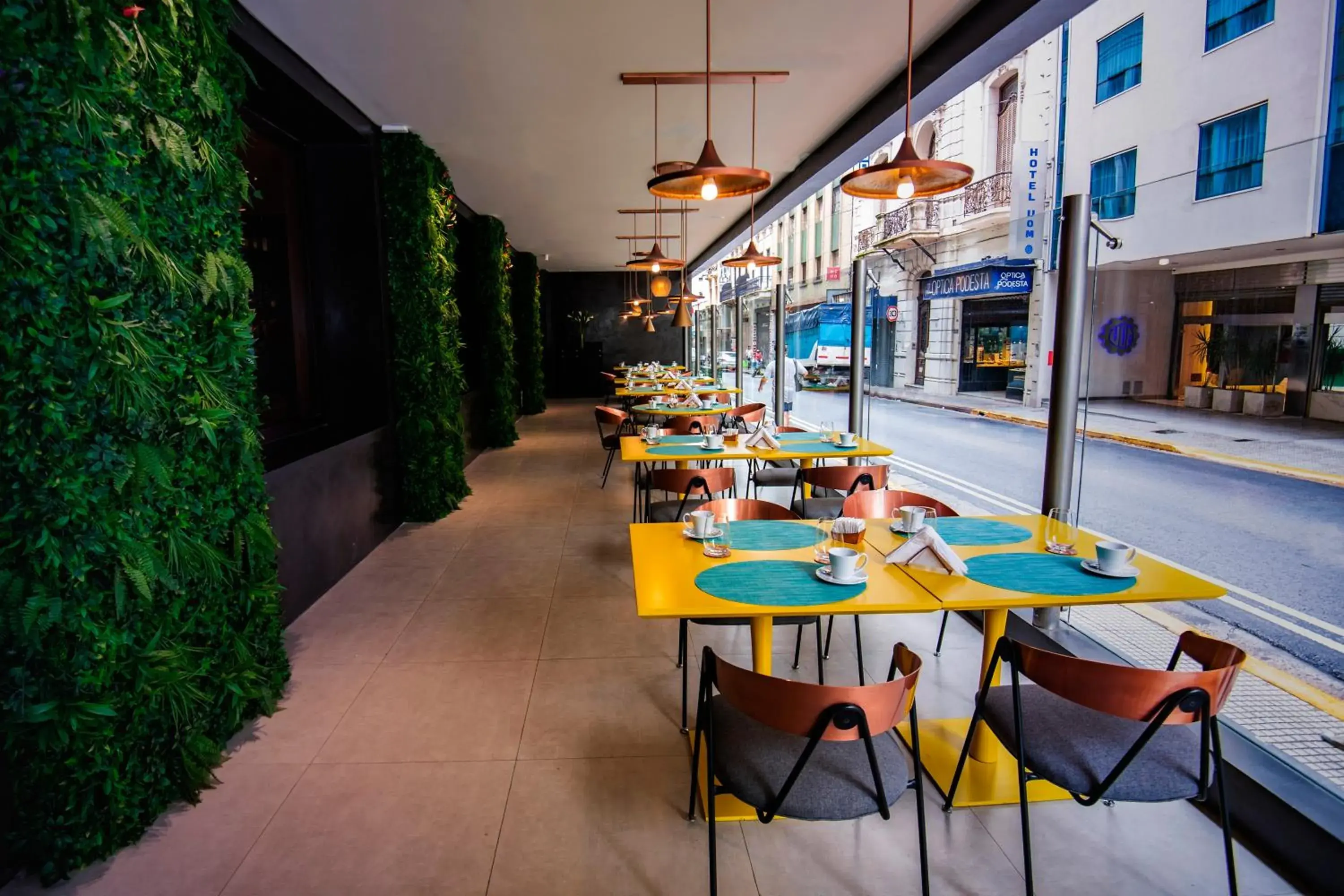 Restaurant/places to eat in Hotel Grand Brizo Buenos Aires Restaurant/places to eat in Hotel Grand Brizo Buenos Aires