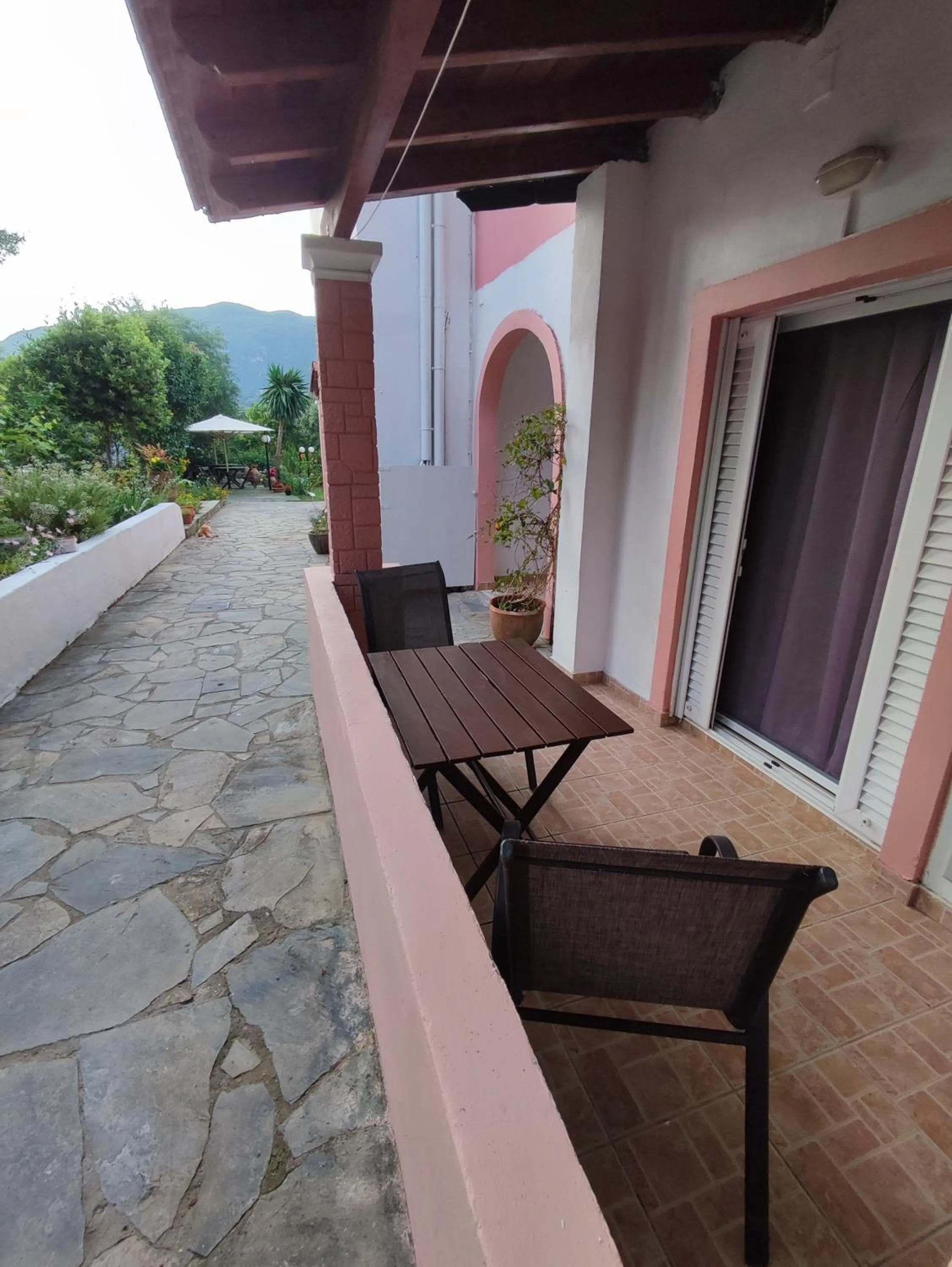 Villa Avra