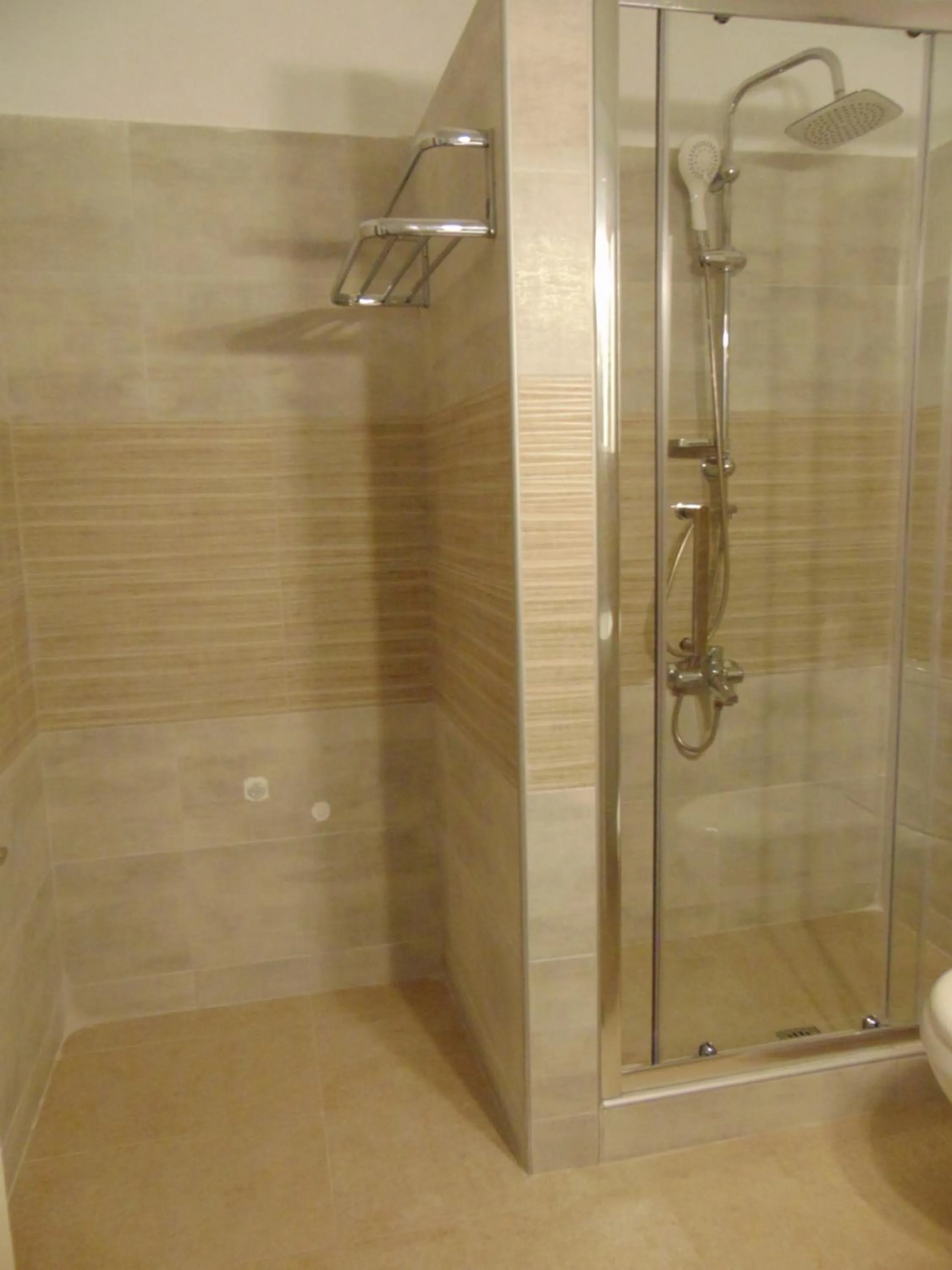 Shower in Villa Avra