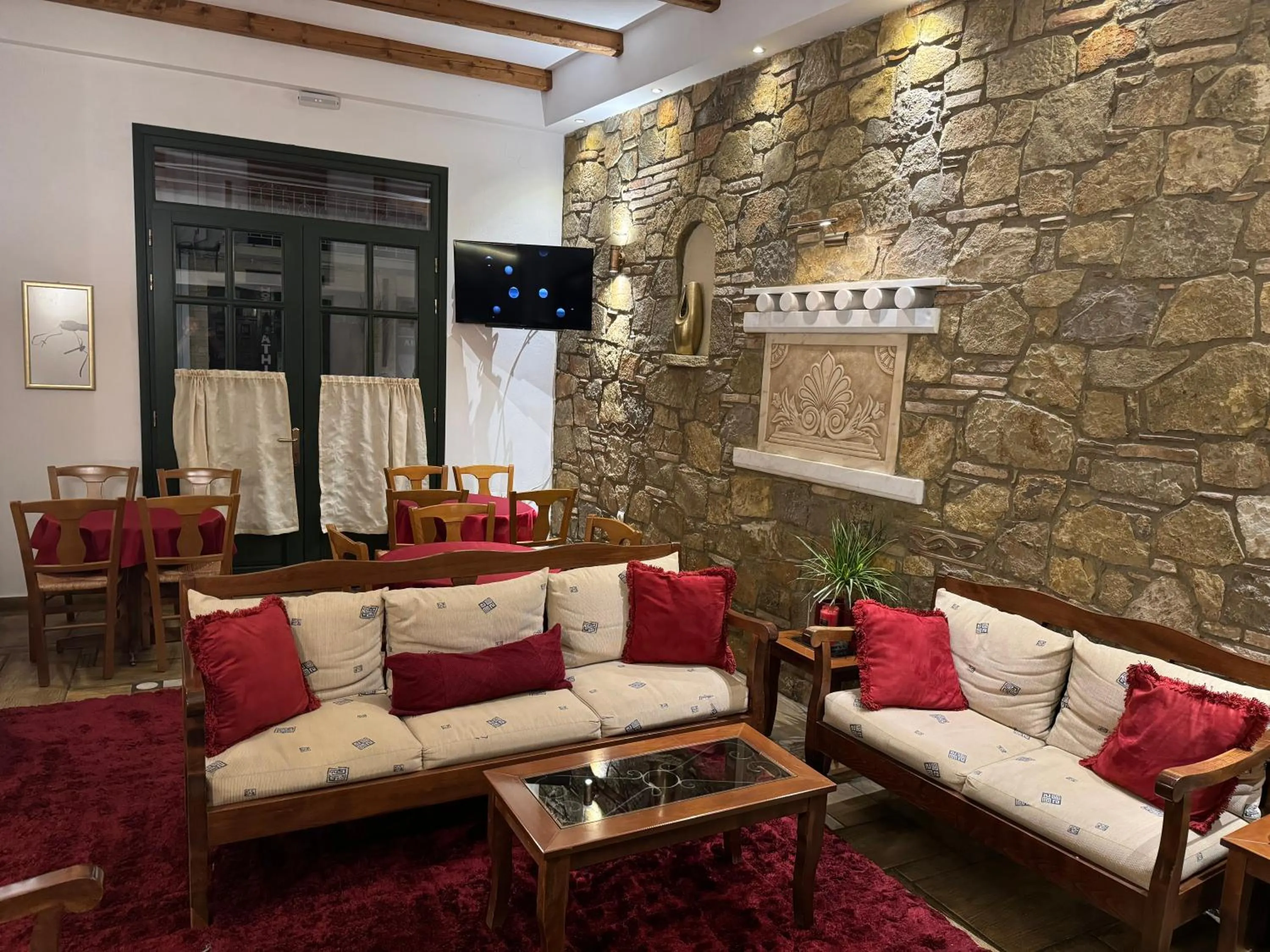 Living room in Artemis Hotel