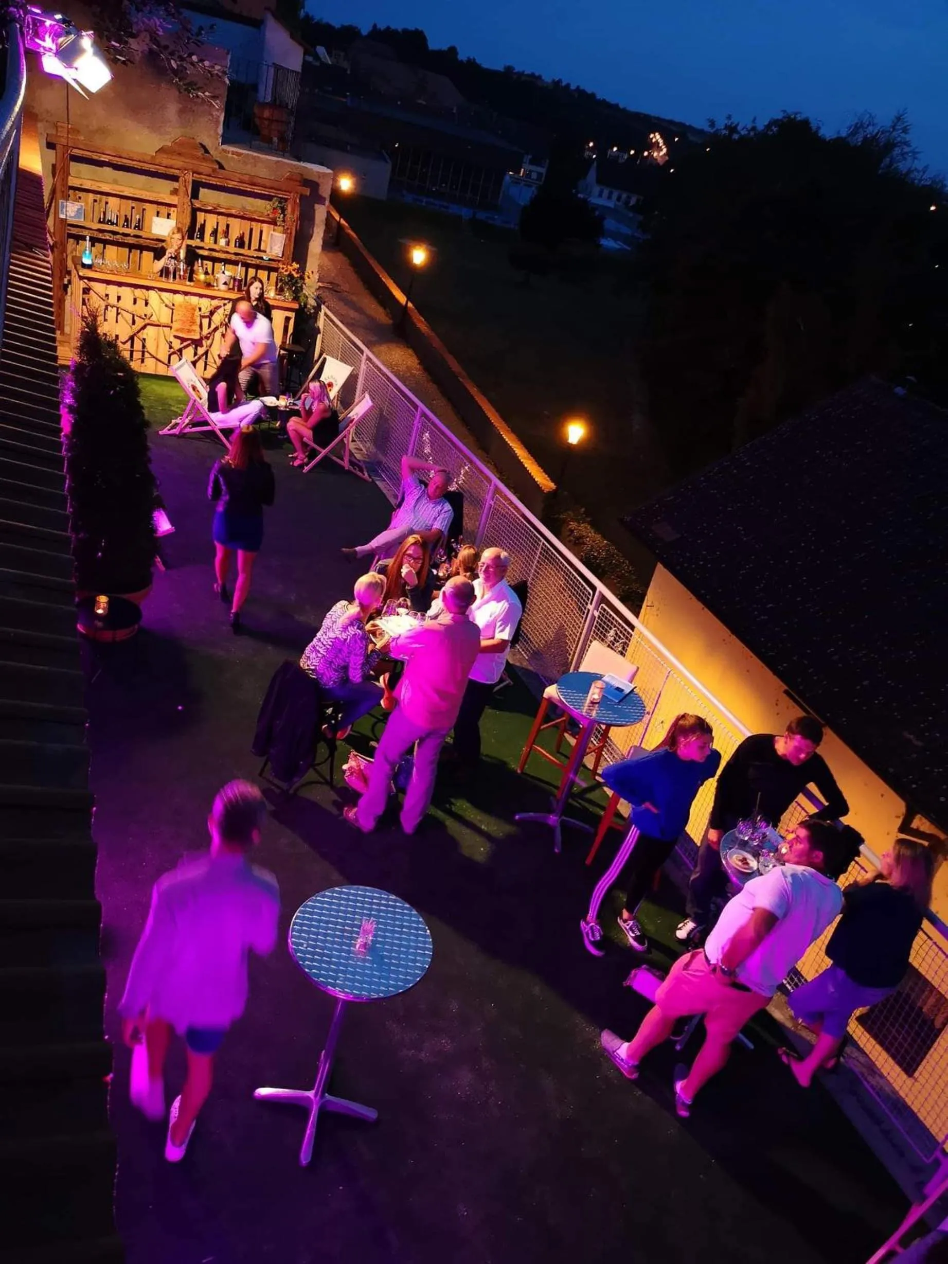 Evening entertainment in Hotel Bila Ruze