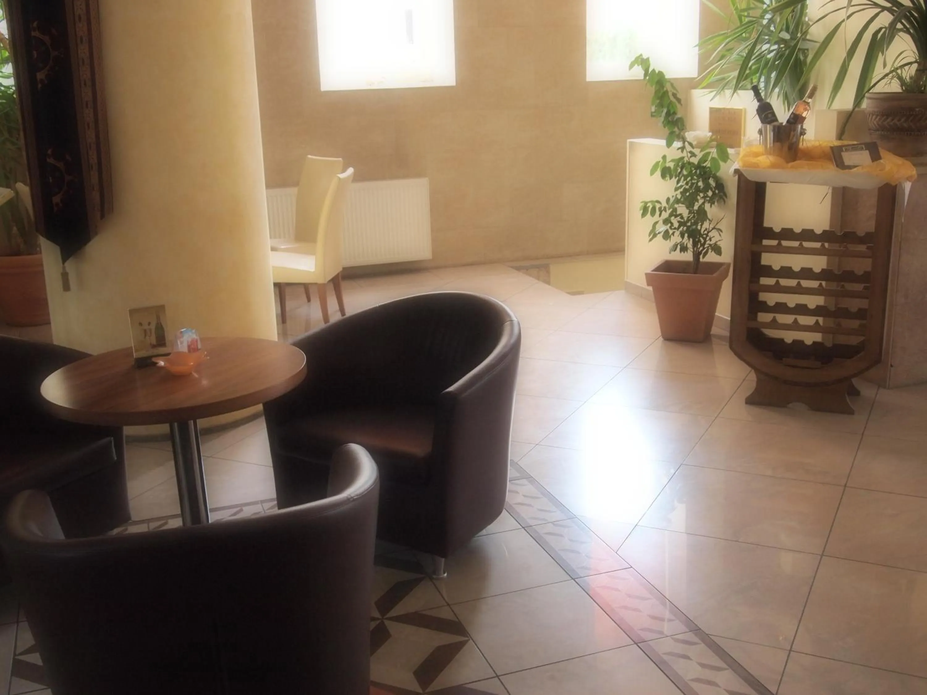 Restaurant/places to eat in Hotel Bila Ruze