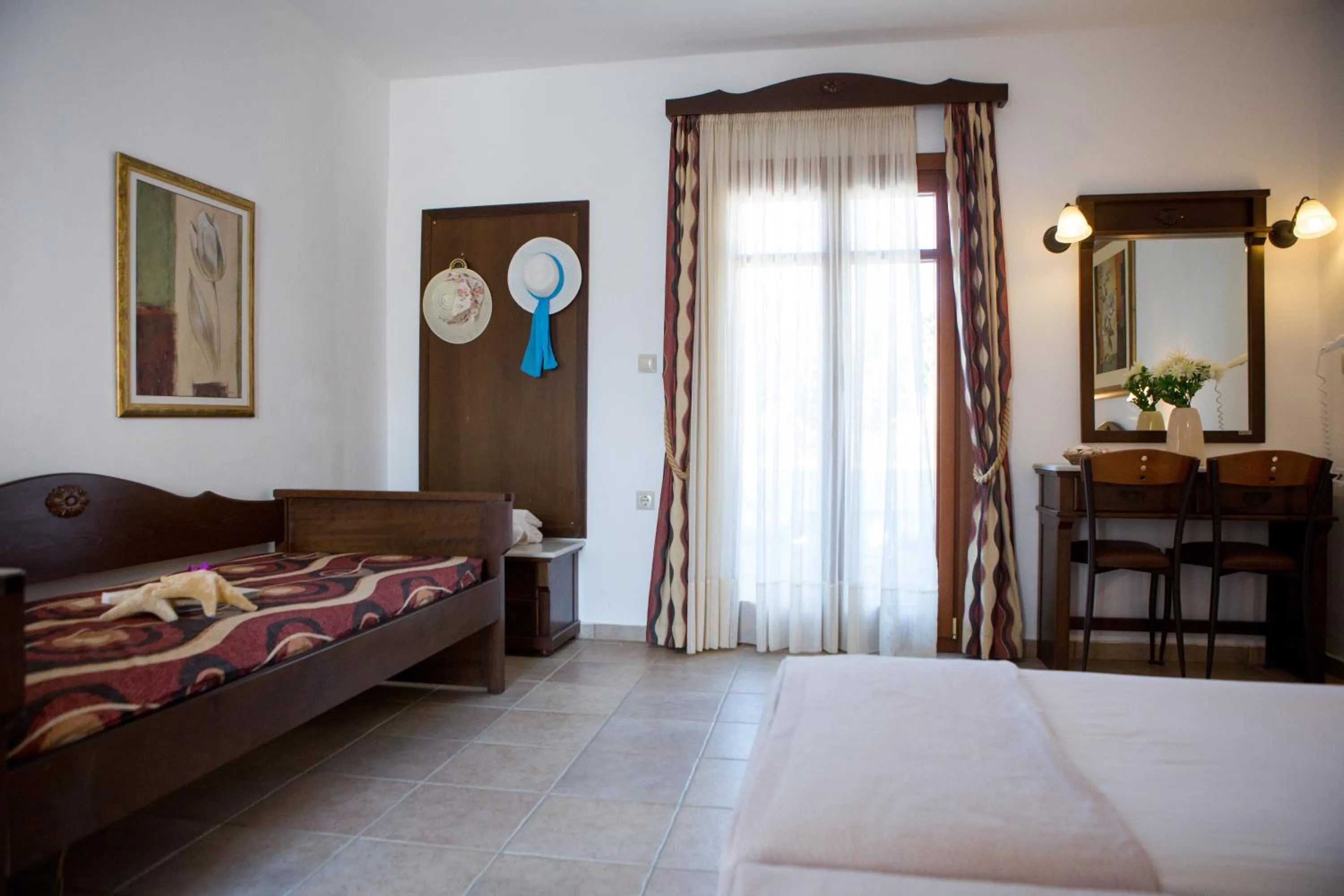 Photo of the whole room, Bed in Plaza Beach Hotel