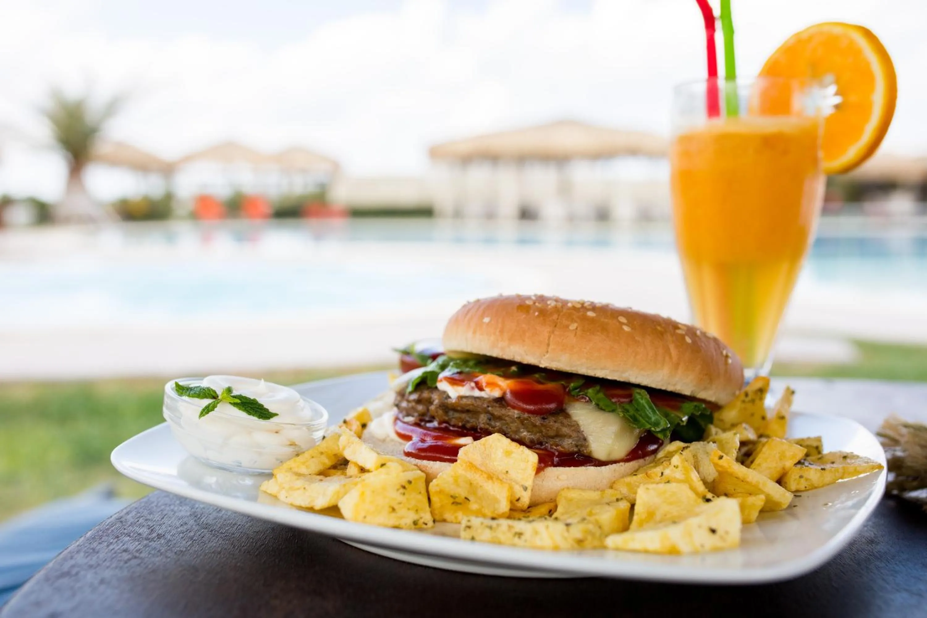 Restaurant/places to eat in Plaza Beach Hotel