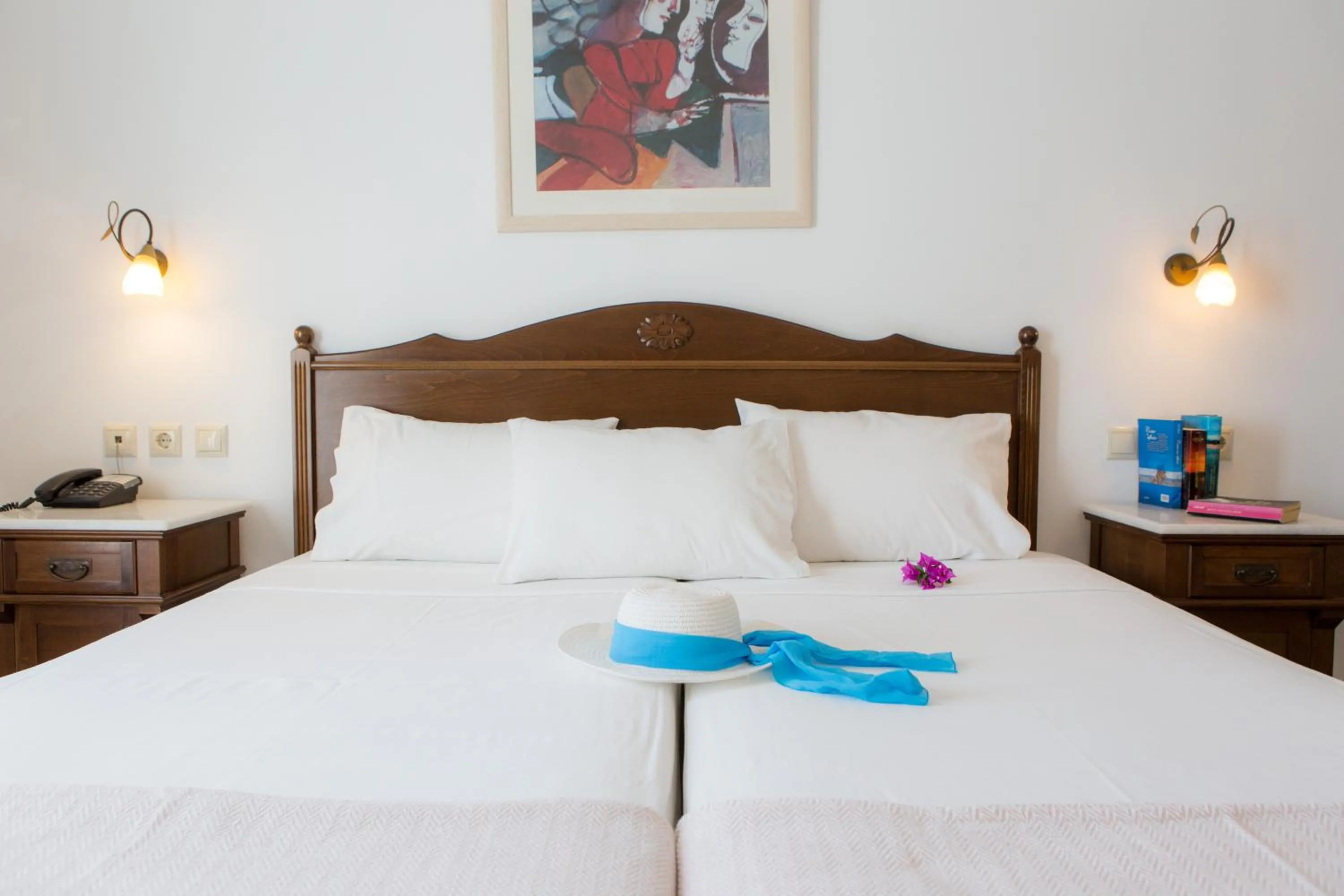 Bed in Plaza Beach Hotel