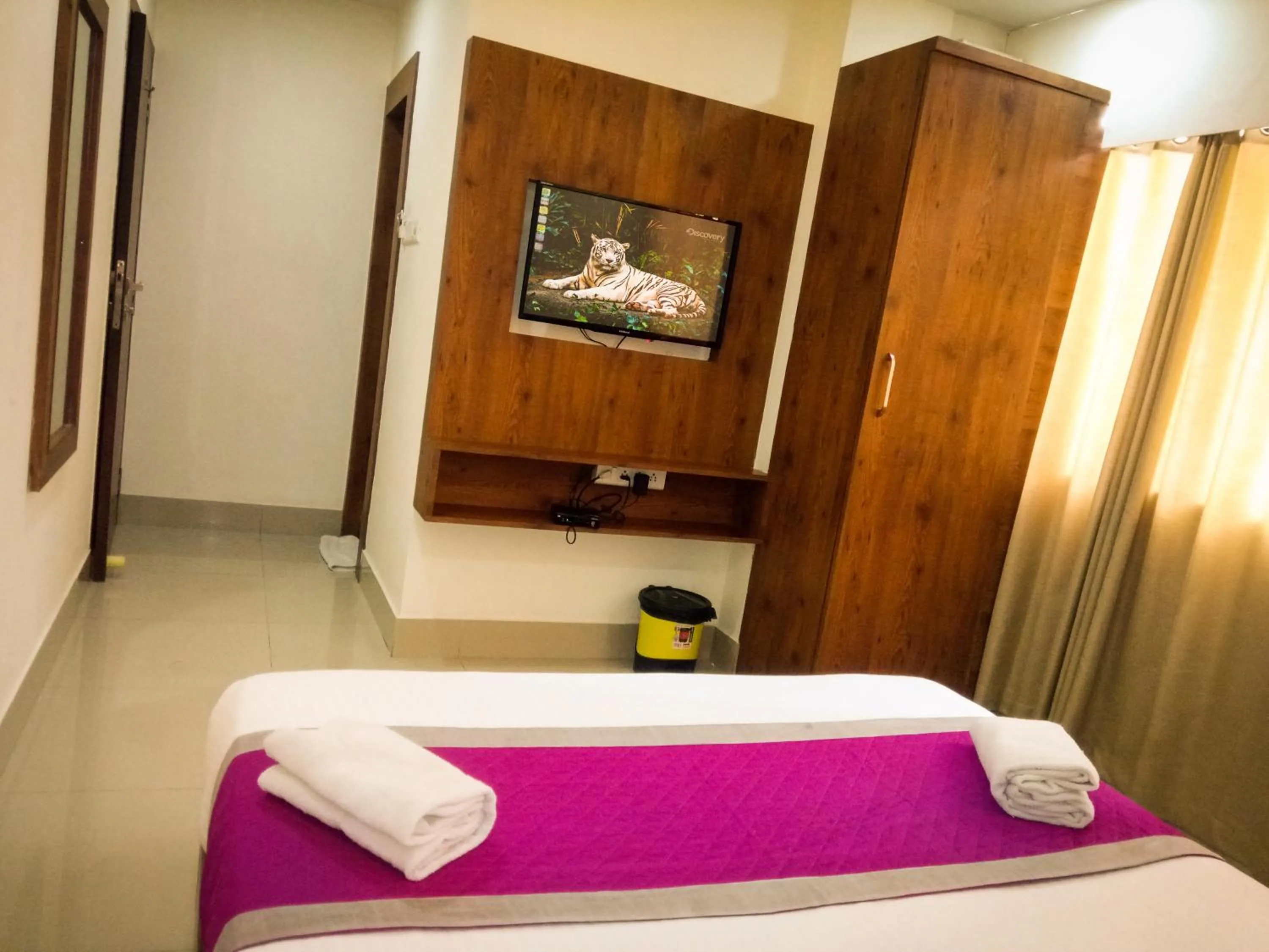 Bed in Nexstay Crystal Residency