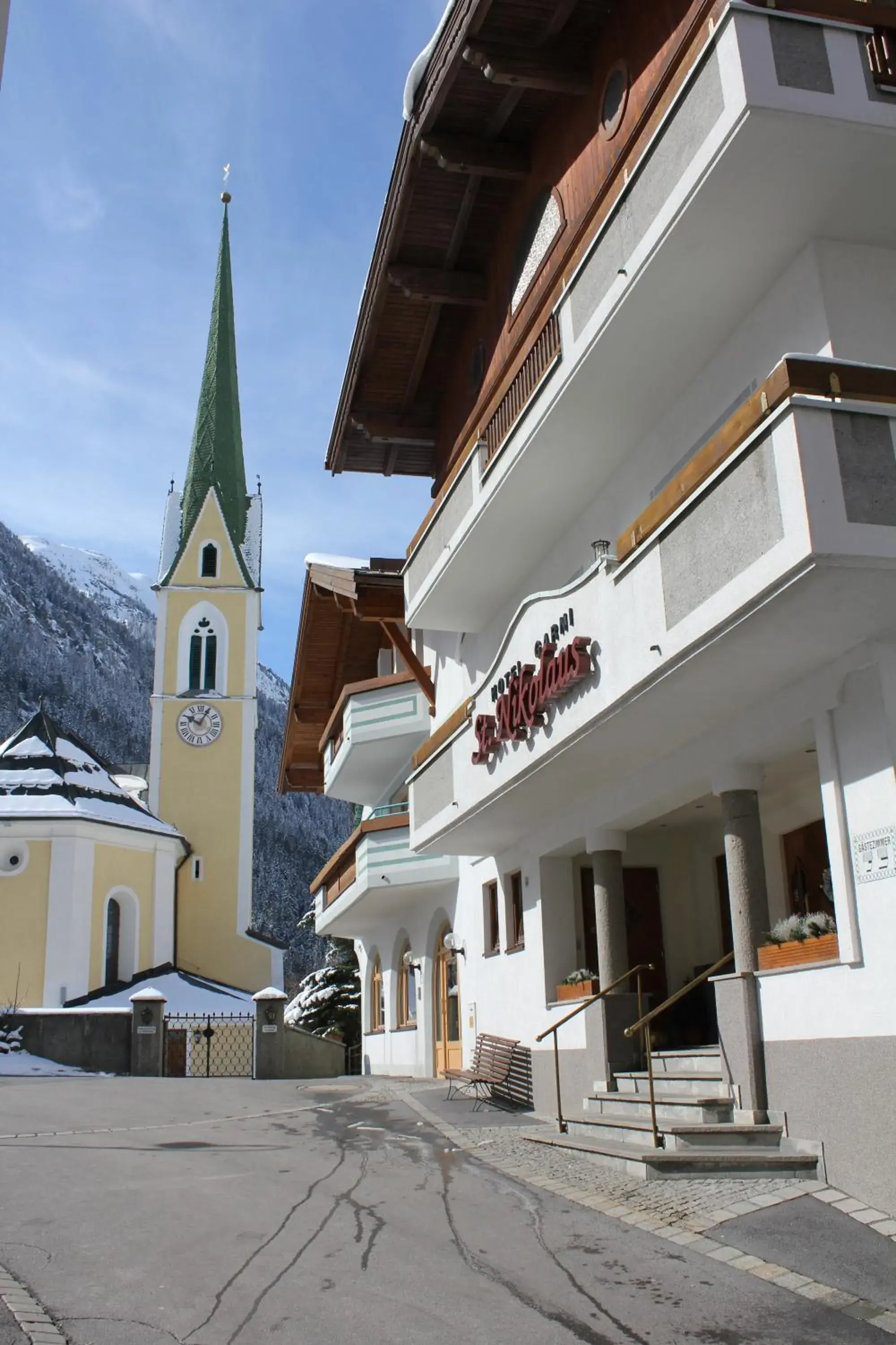 Facade/entrance, Property Building in Hotel St. Nikolaus