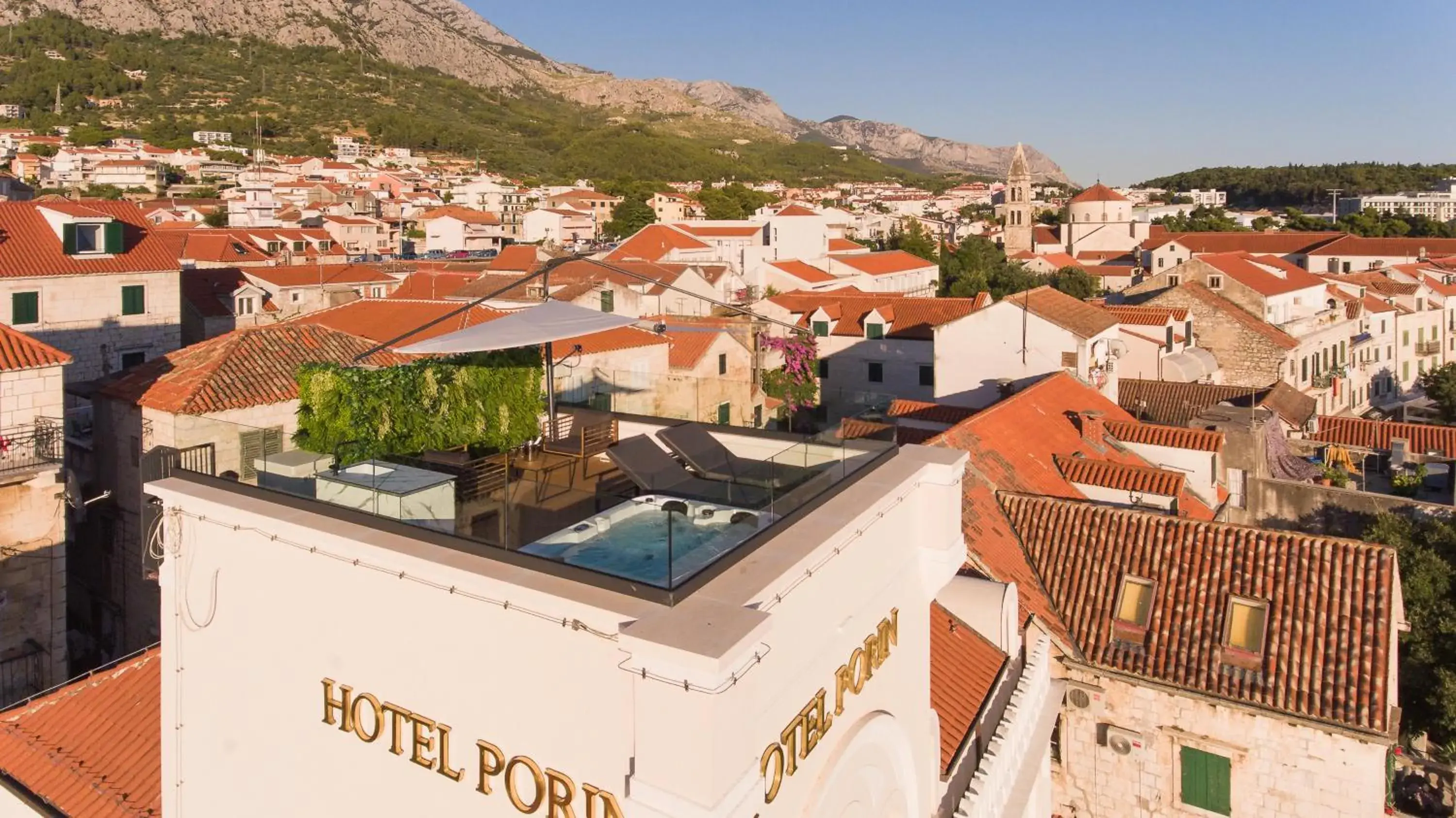 Property building in Heritage Hotel Porin Makarska Property building in Heritage Hotel Porin Makarska