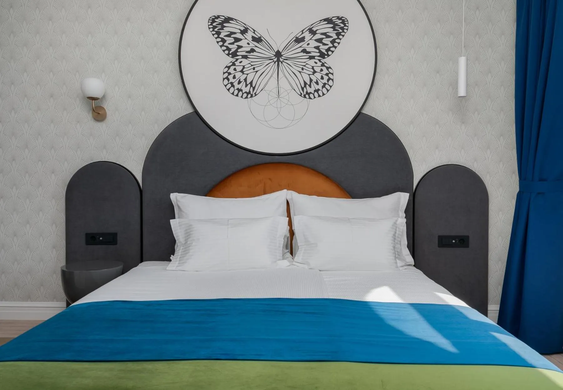 Bed in Heritage Hotel Porin Makarska