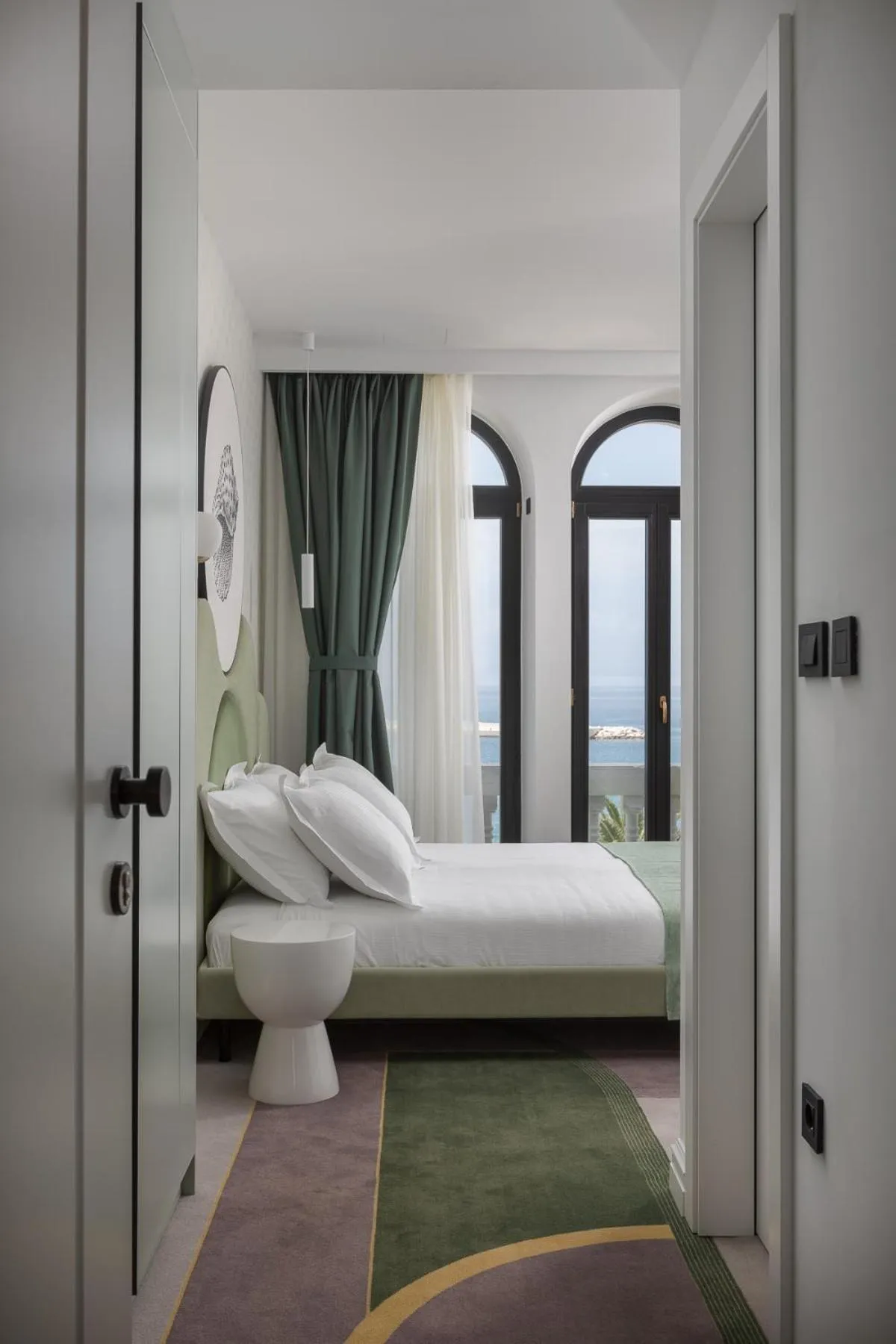 Bed in Heritage Hotel Porin Makarska