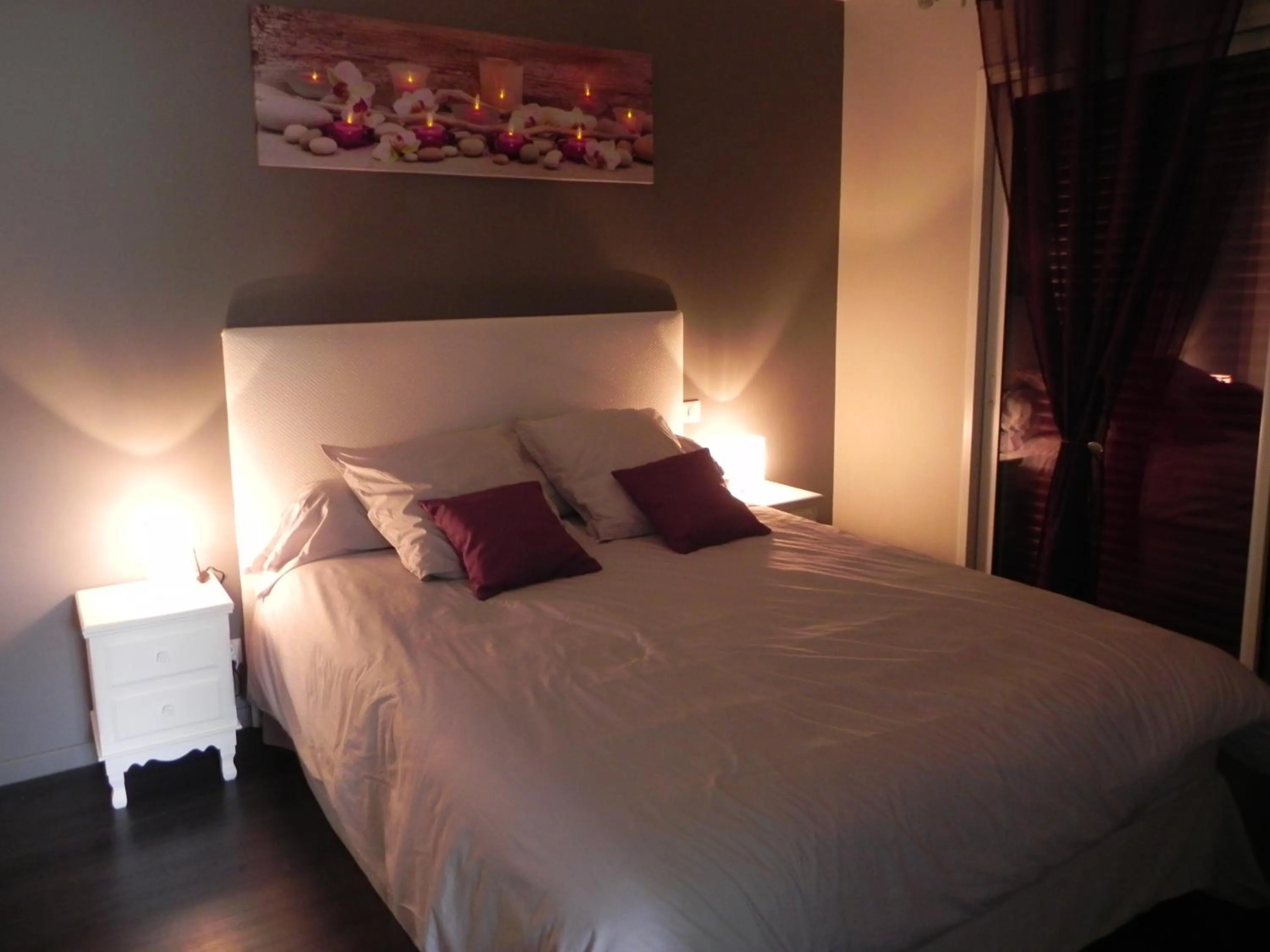 Bedroom, Bed in La clé de vos Rêves