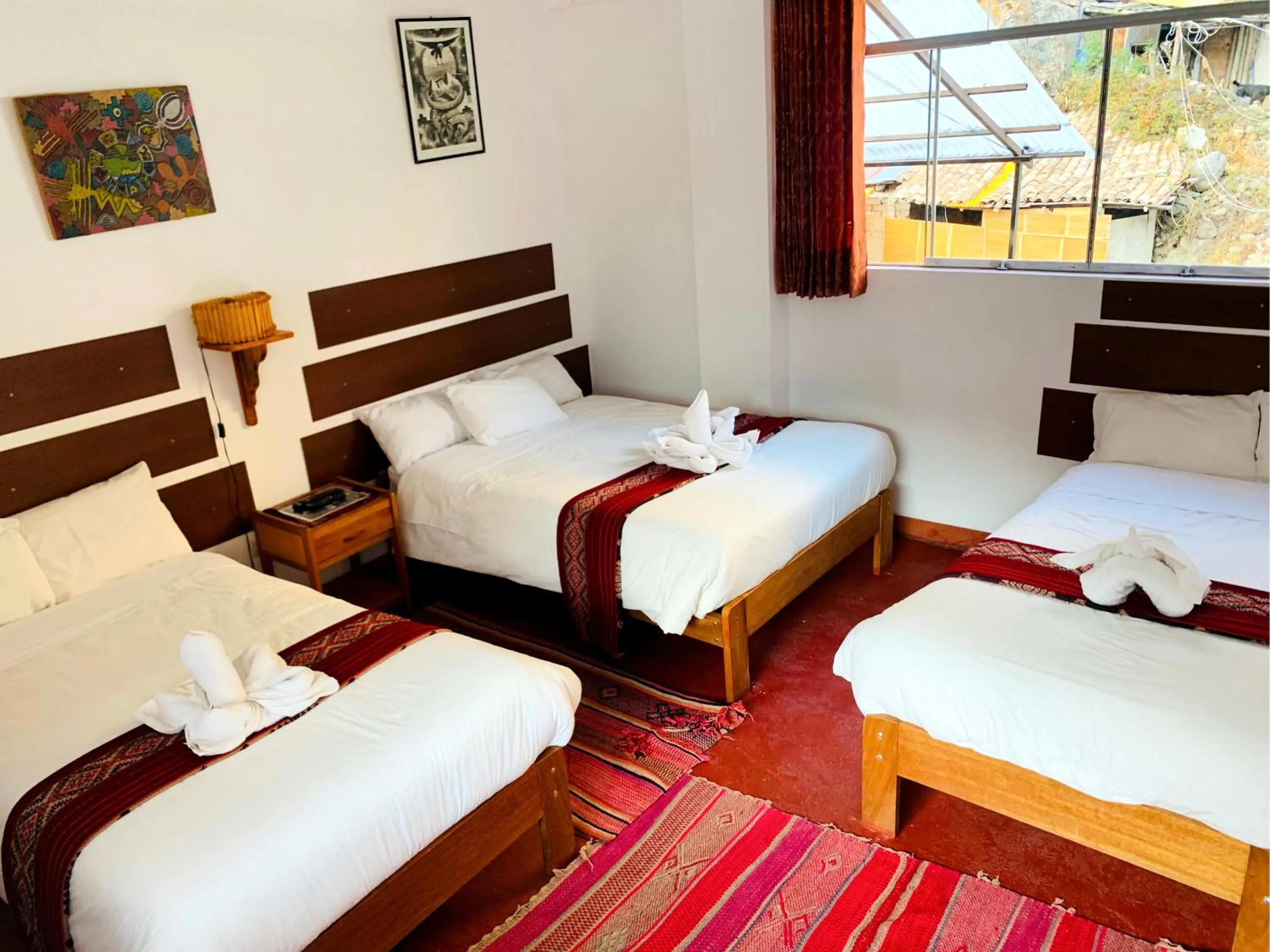 Photo of the whole room, Bed in Inka Khawarina Tambo Lodge
