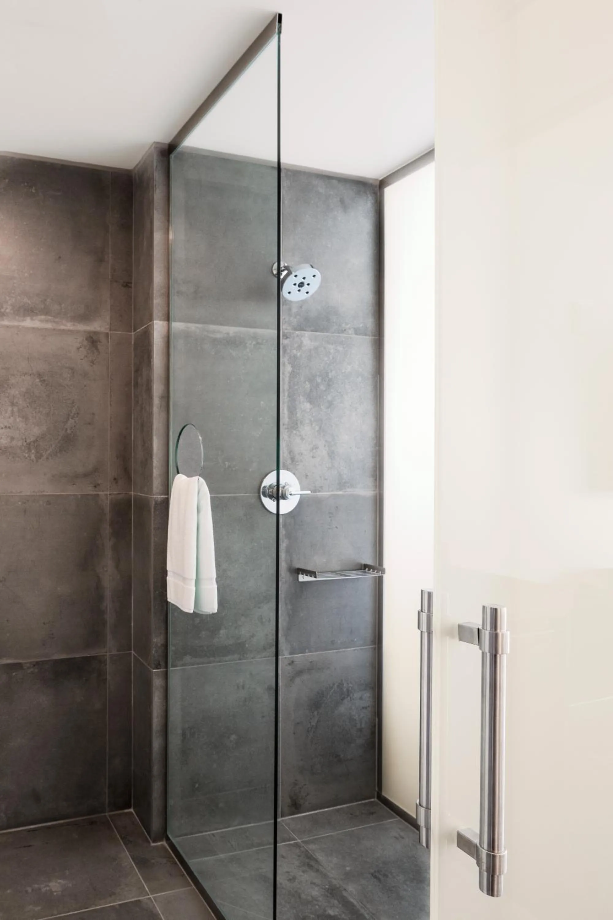 Shower in Jupiter NEXT