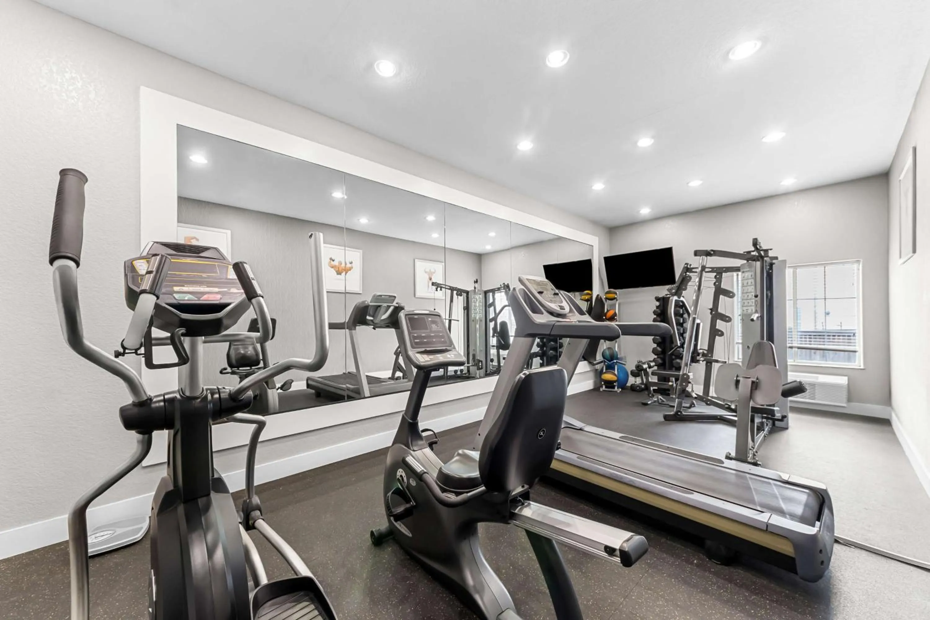 Fitness centre/facilities in Best Western Boerne Inn & Suites