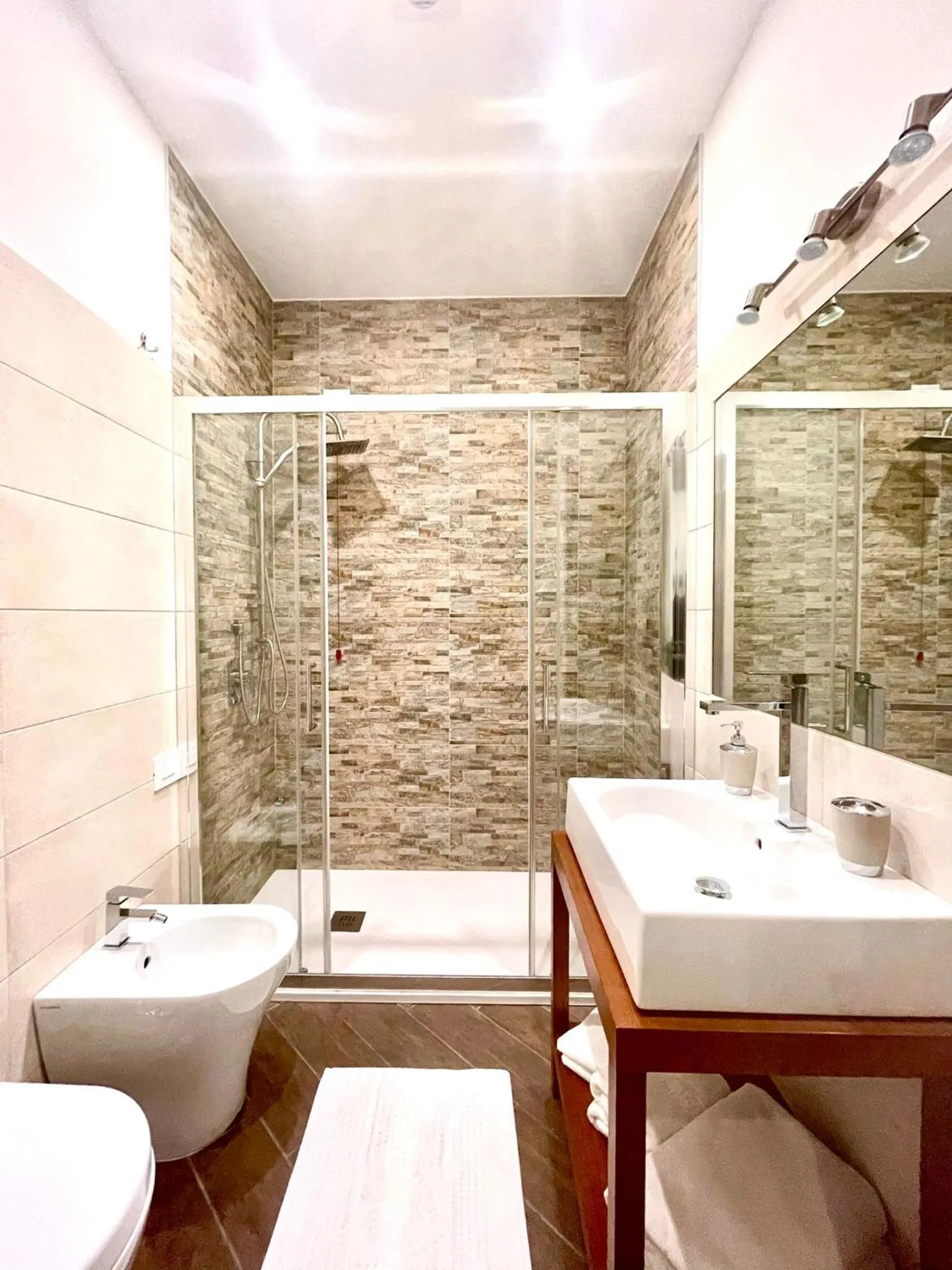 Shower in Dimora Poseidon