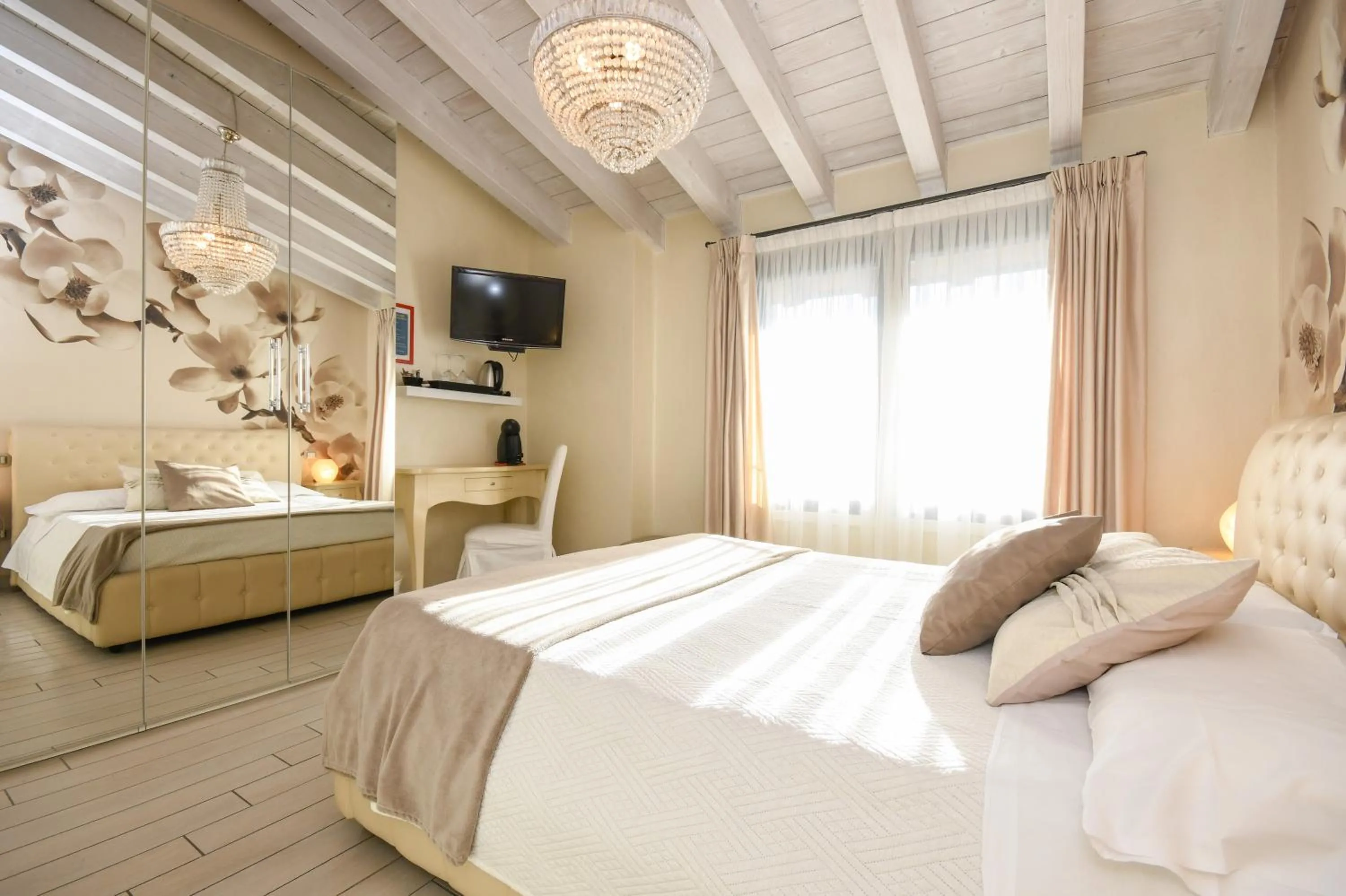 Photo of the whole room, Bed in Casa dei Pescatori