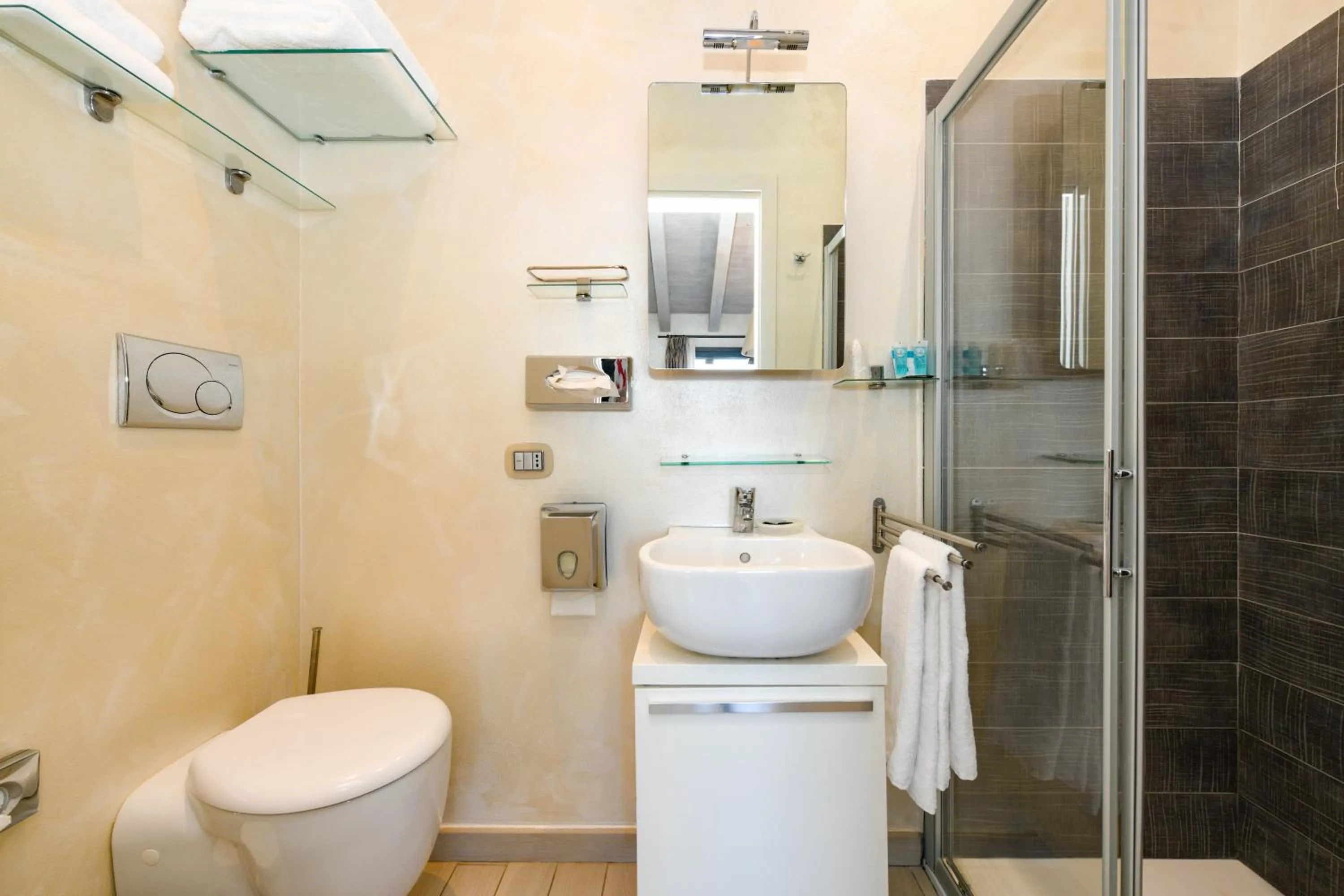 Shower in Casa dei Pescatori