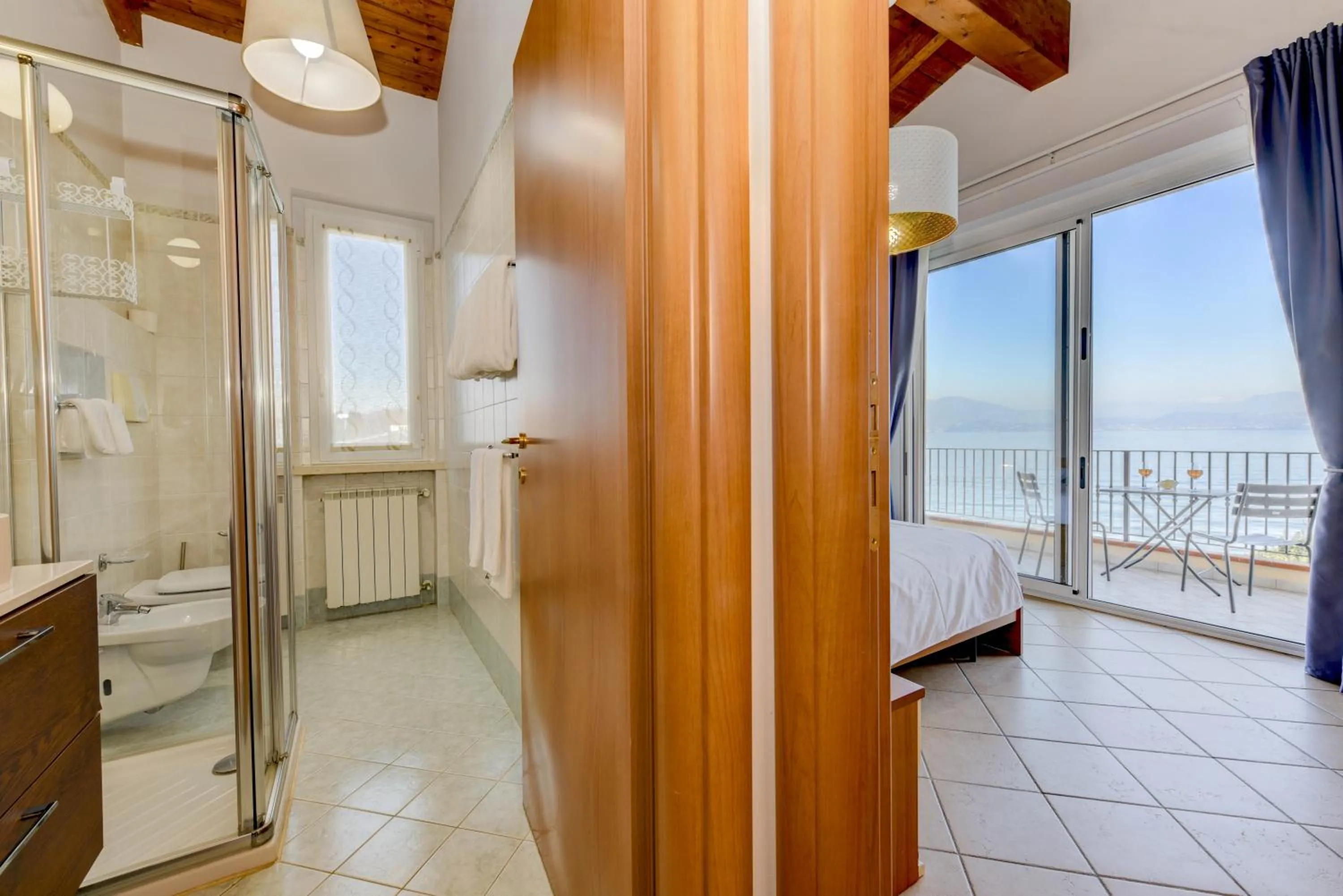 Photo of the whole room in Casa dei Pescatori
