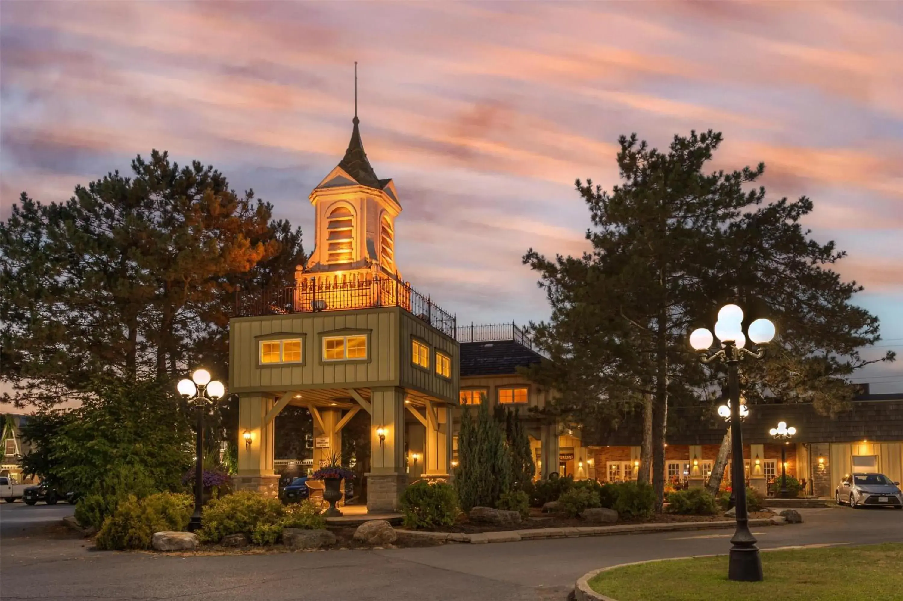 Property building in Best Western Parkway Inn & Conference Centre Property building in Best Western Parkway Inn & Conference Centre