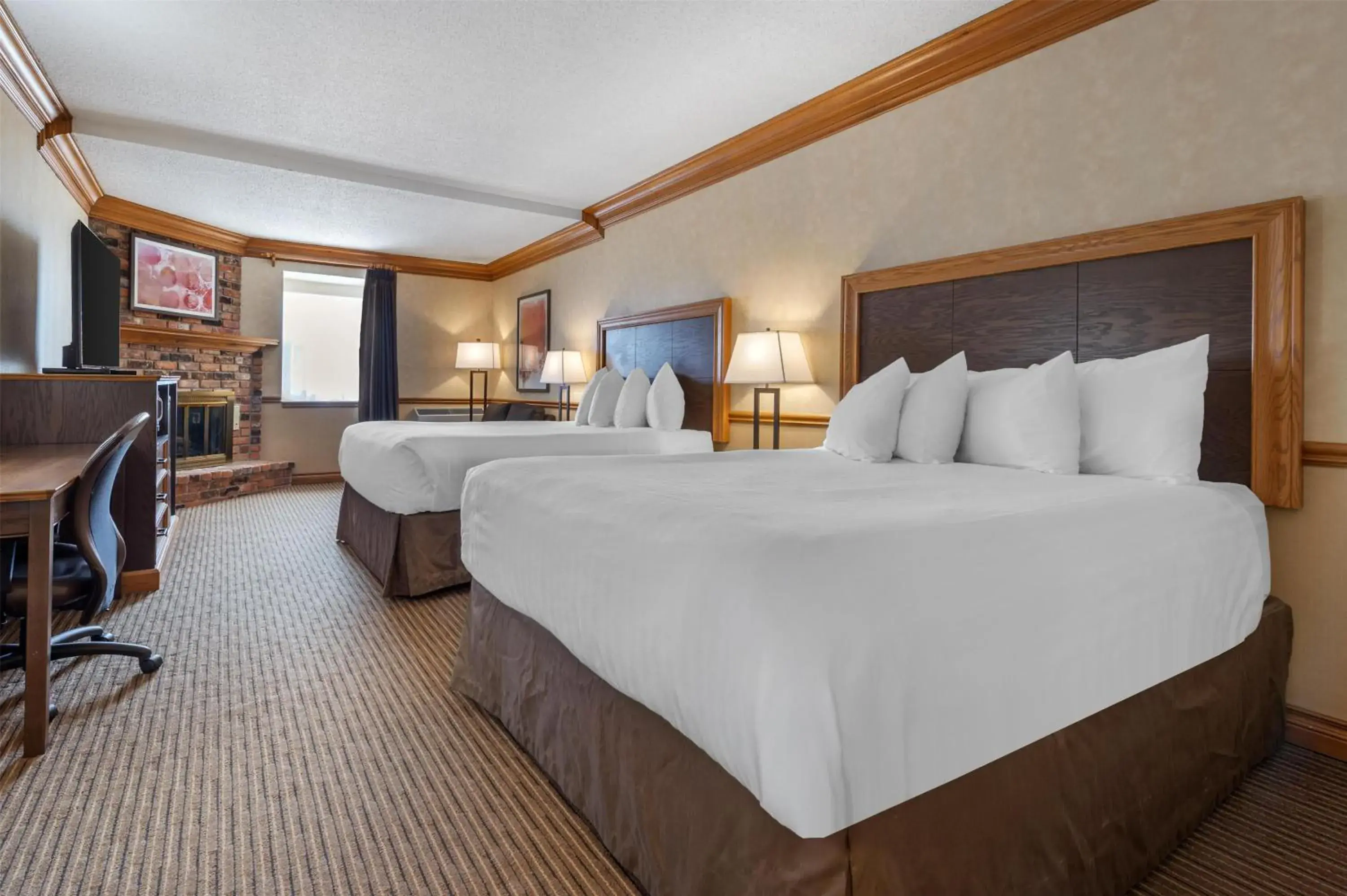 Bedroom, Bed in Best Western Parkway Inn & Conference Centre Bedroom, Bed in Best Western Parkway Inn & Conference Centre