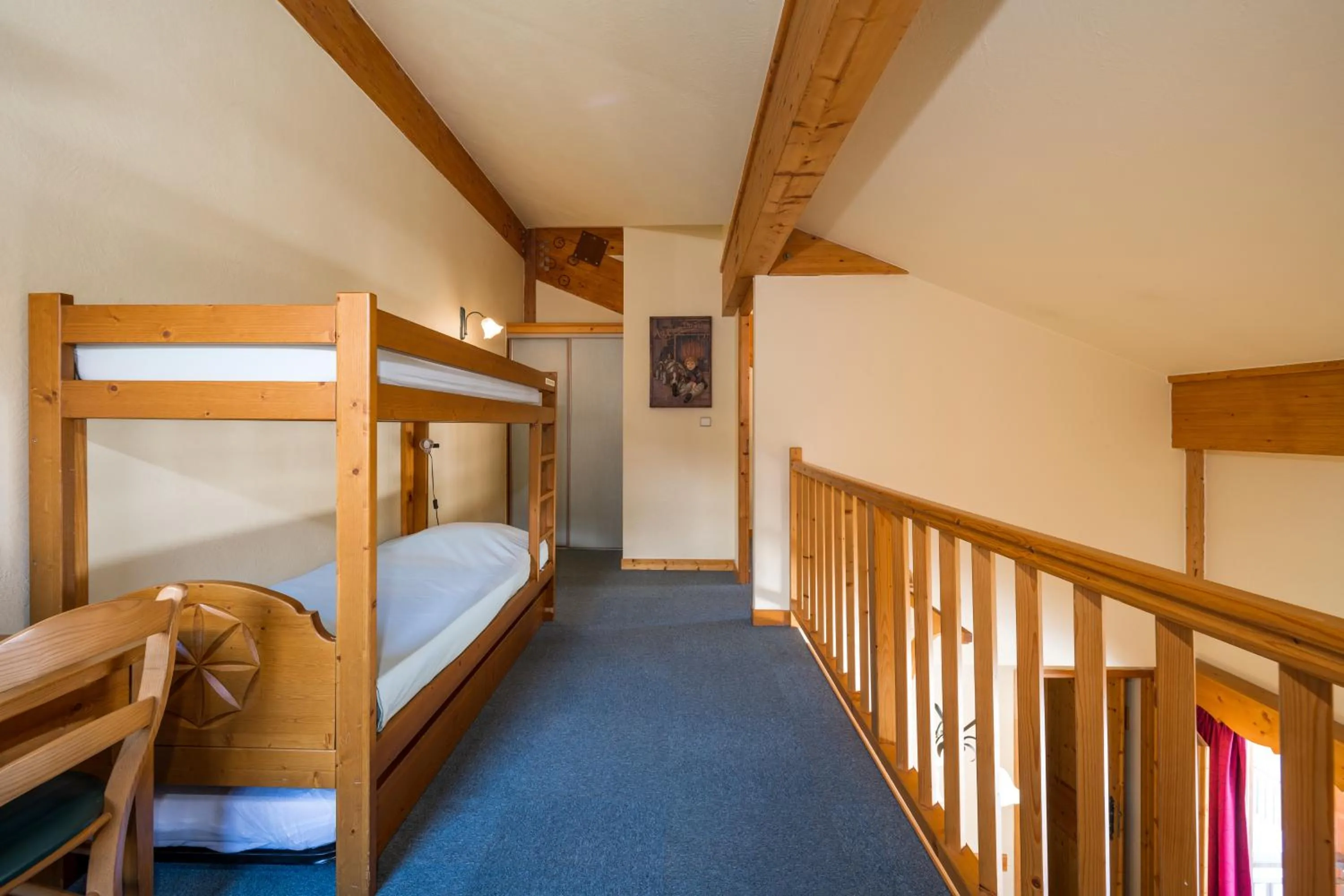 bunk bed, Bed in Alpes Roc