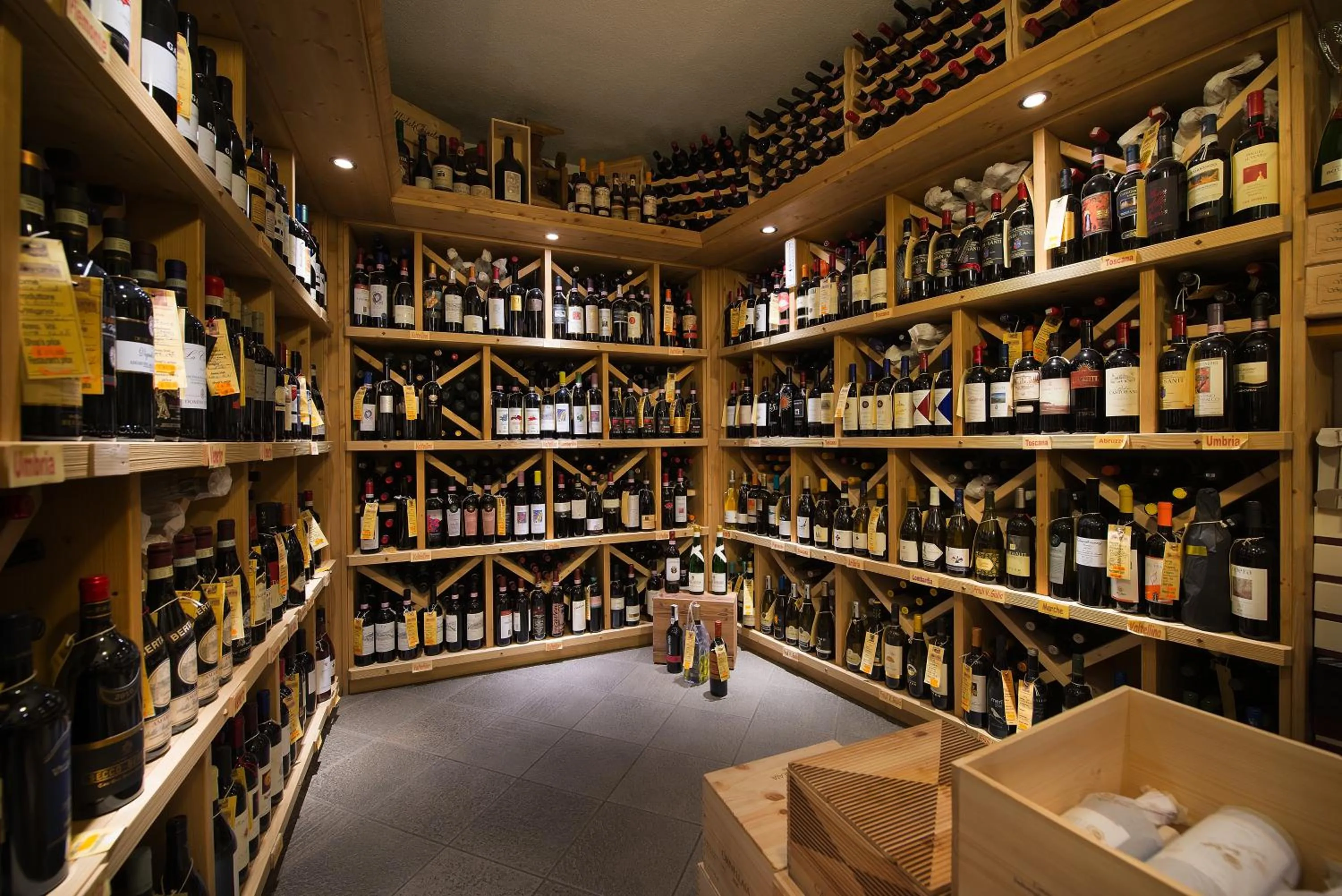 On-site shops in Hotel San Giovanni