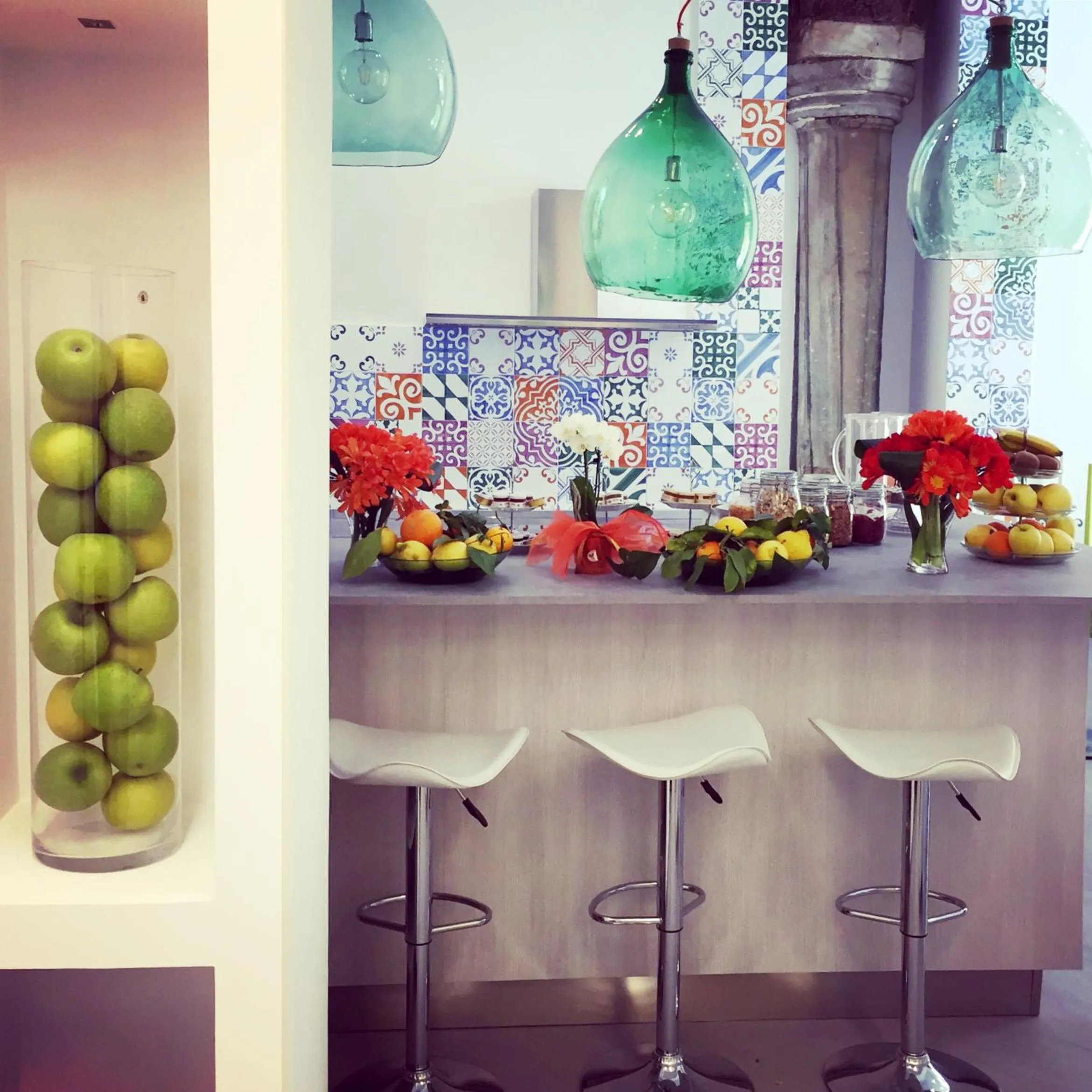 Restaurant/places to eat in Sorrento Flats