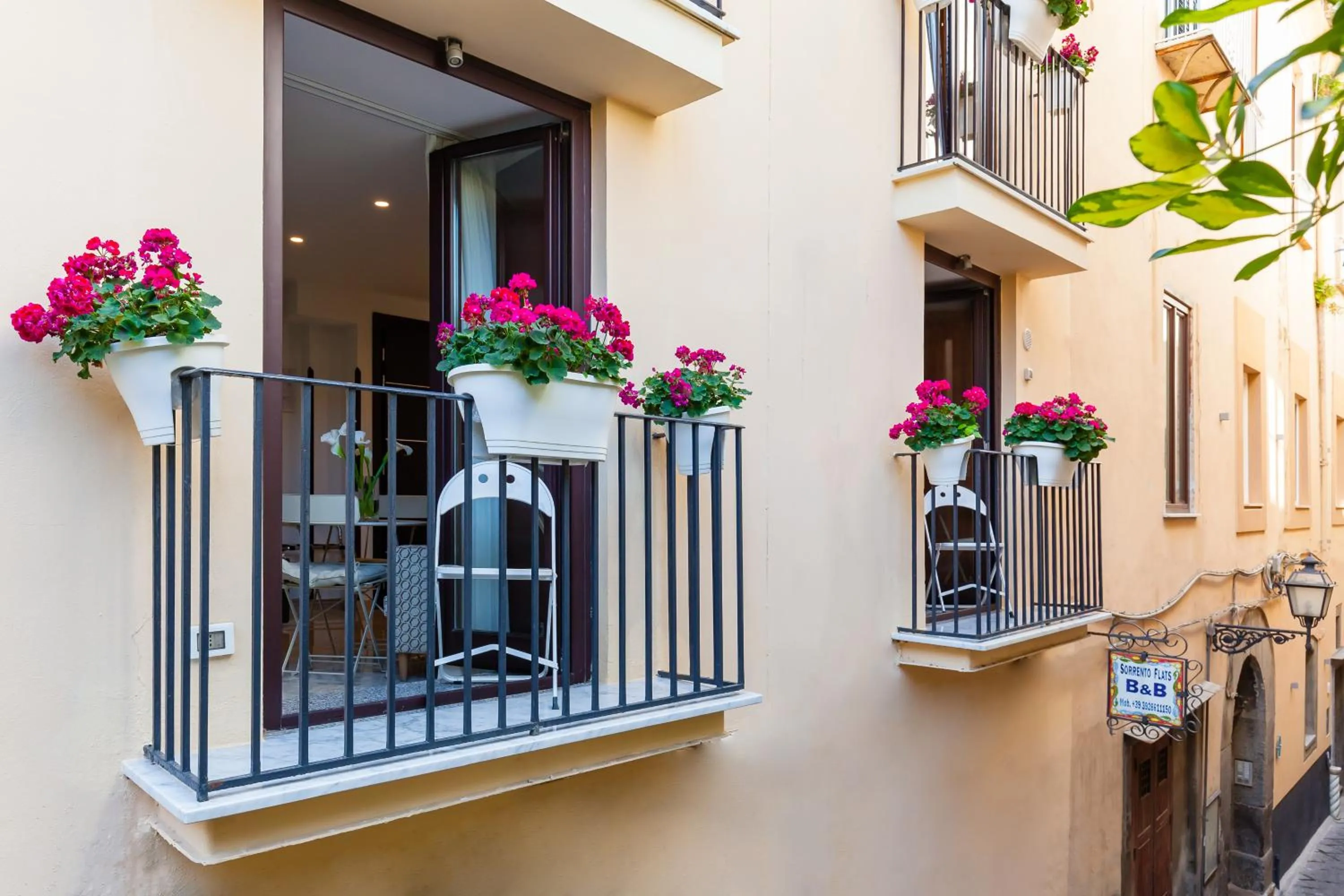 Facade/entrance in Sorrento Flats
