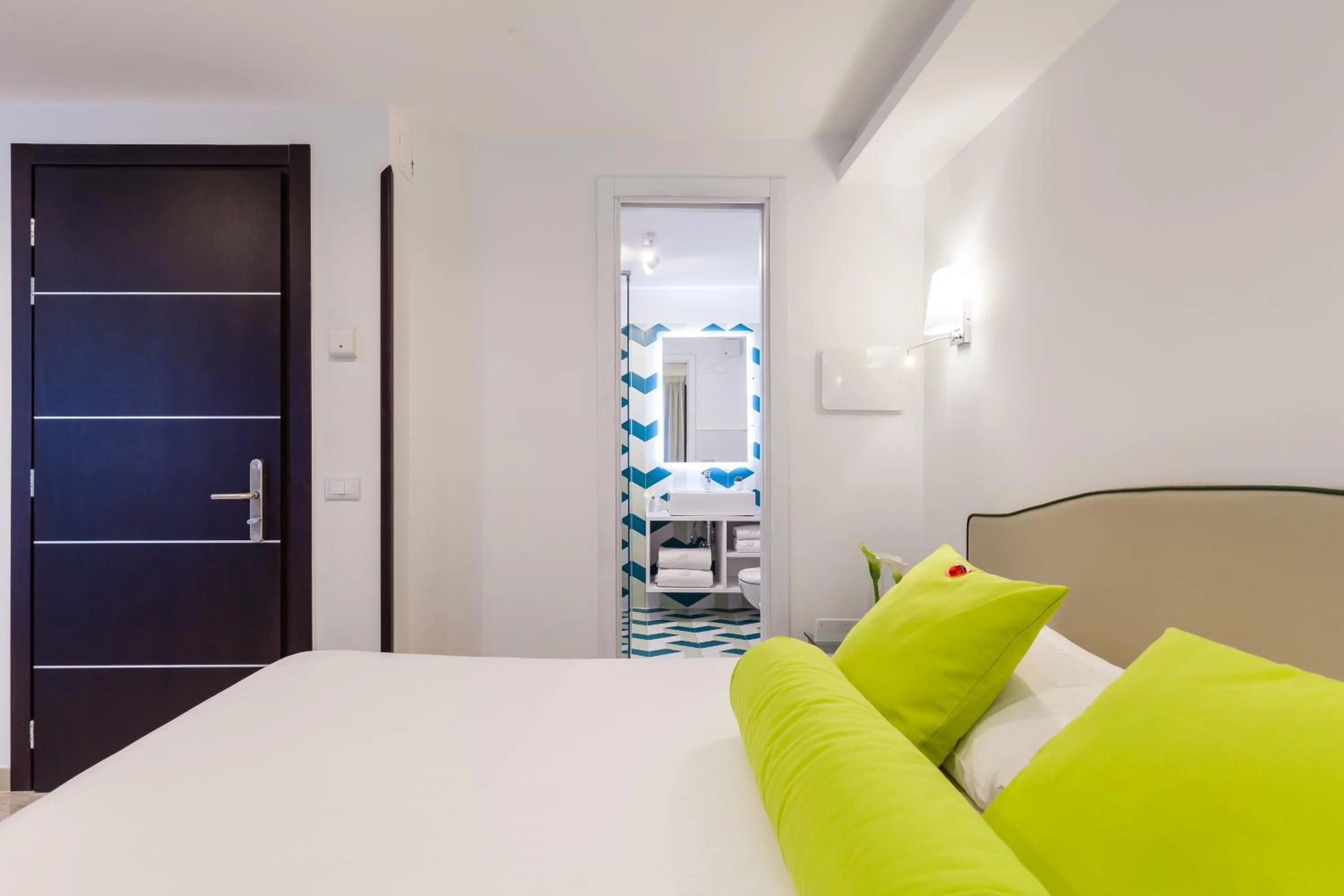 Bathroom in Sorrento Flats