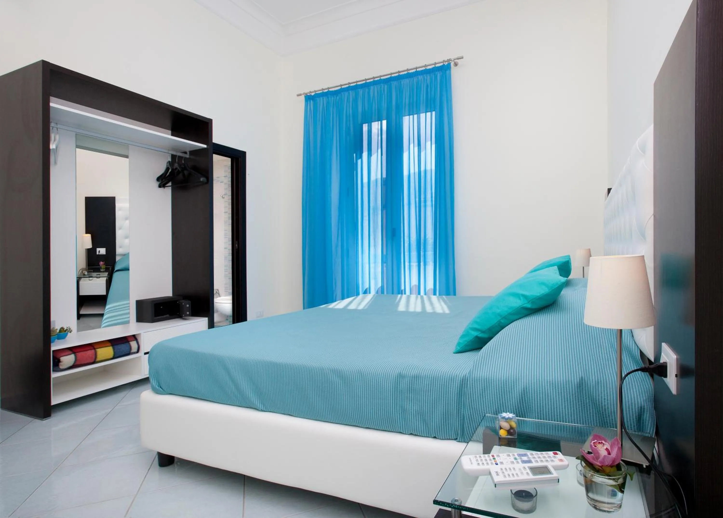 Bed in Sorrento Flats